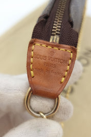 Louis Vuitton Pochette Accessoires