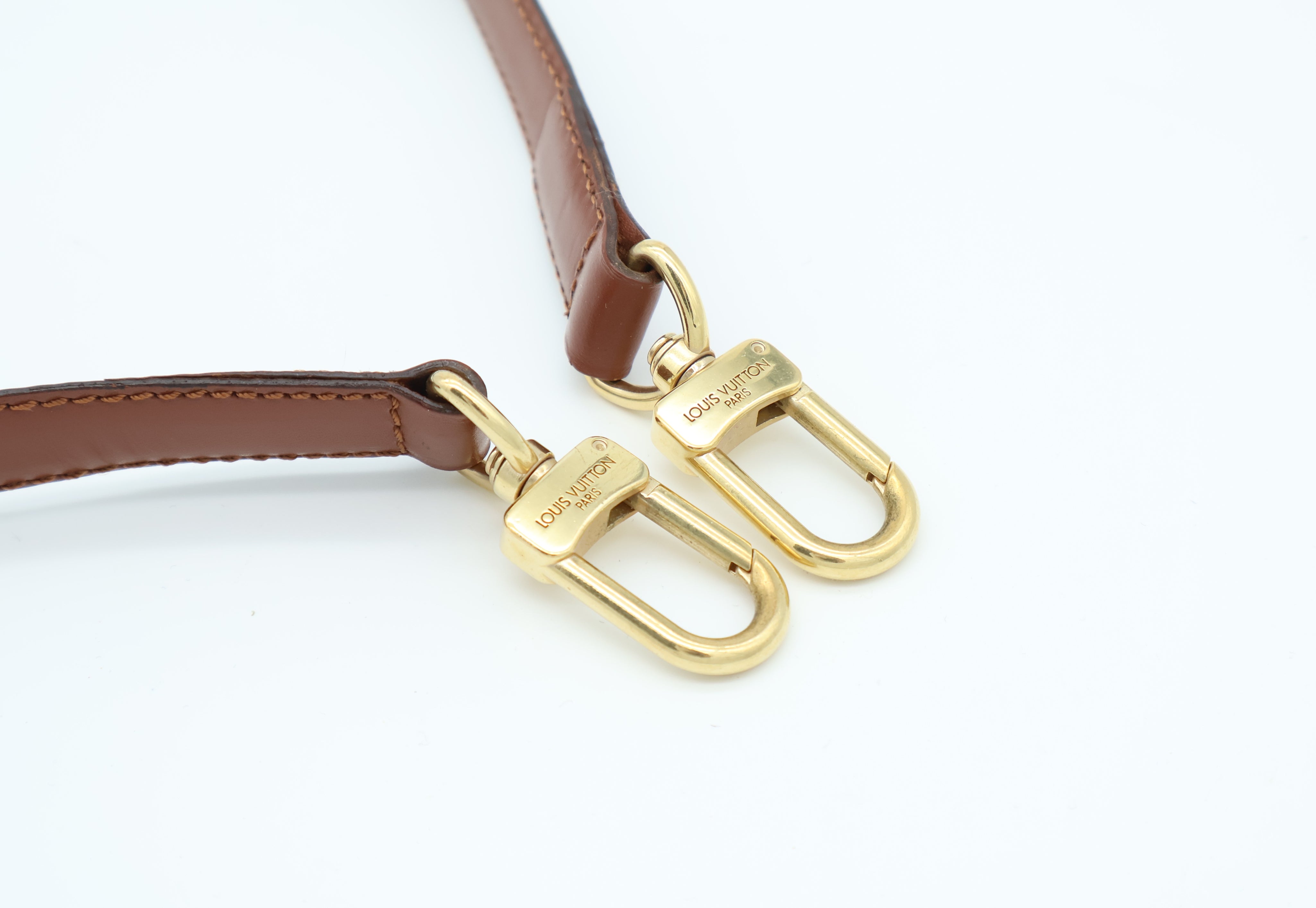 Louis Vuitton Monceau 26