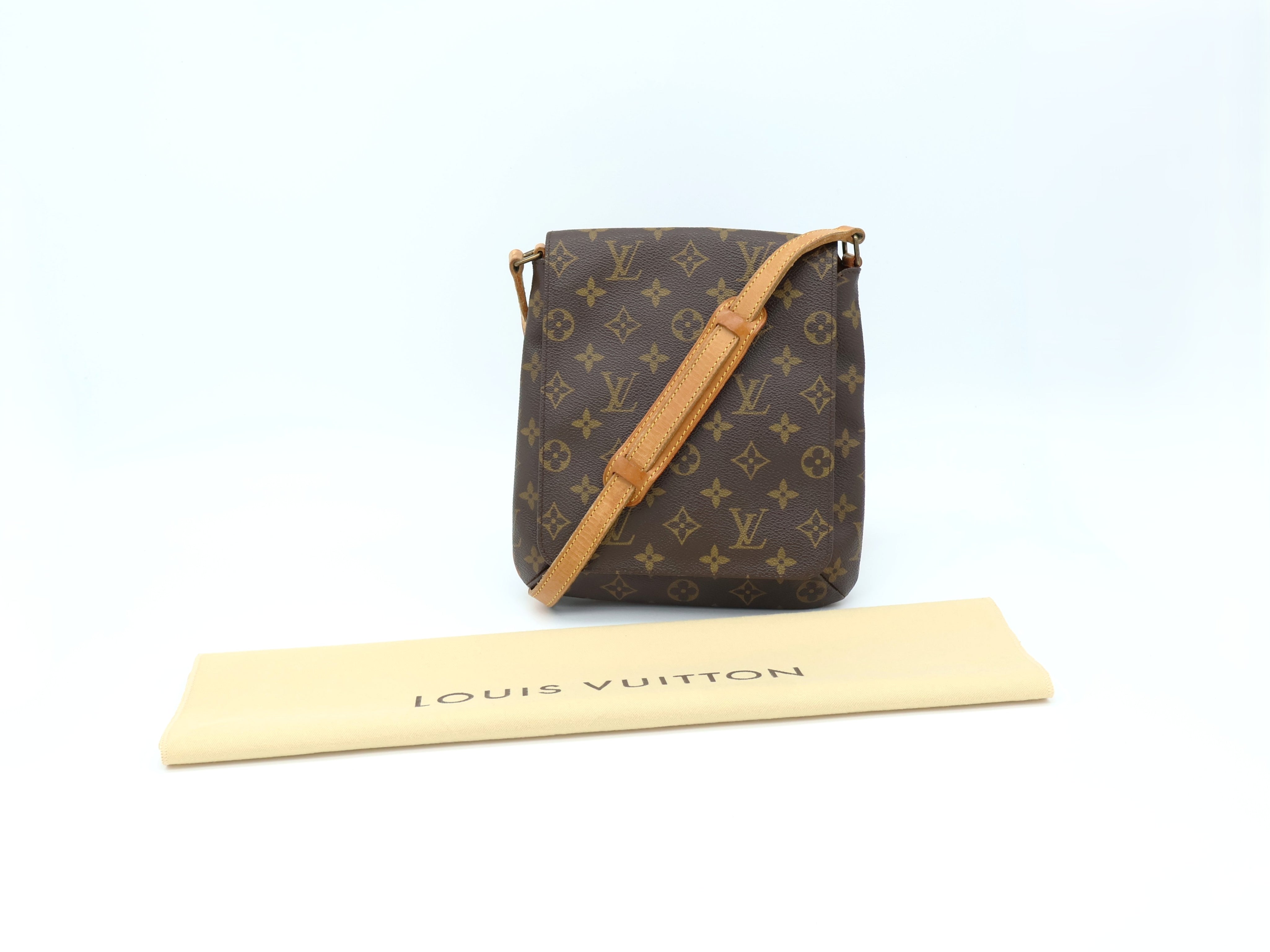 Louis Vuitton Musette Salsa