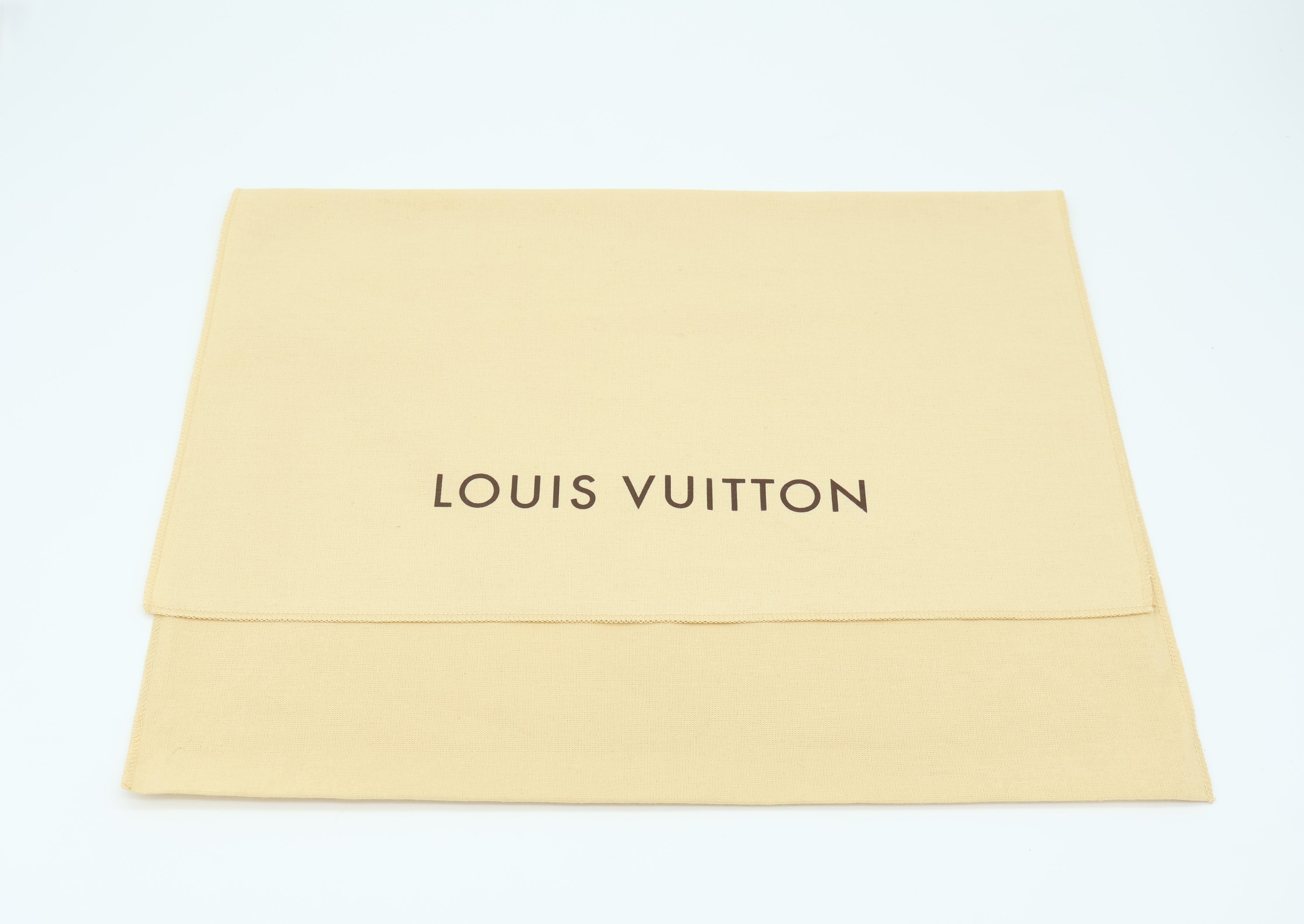 Louis Vuitton Saint Cloud GM
