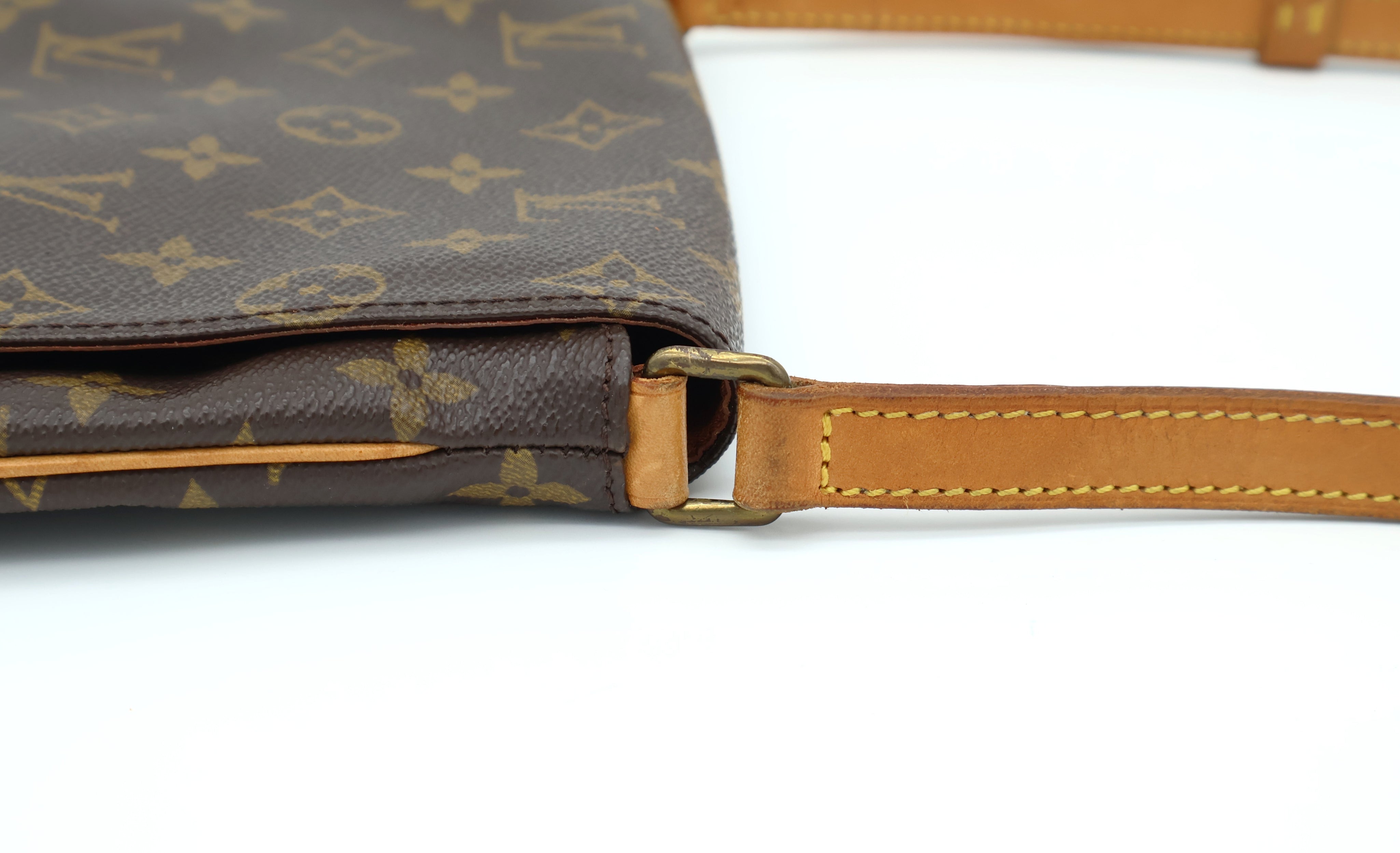 Louis Vuitton Musette Salsa