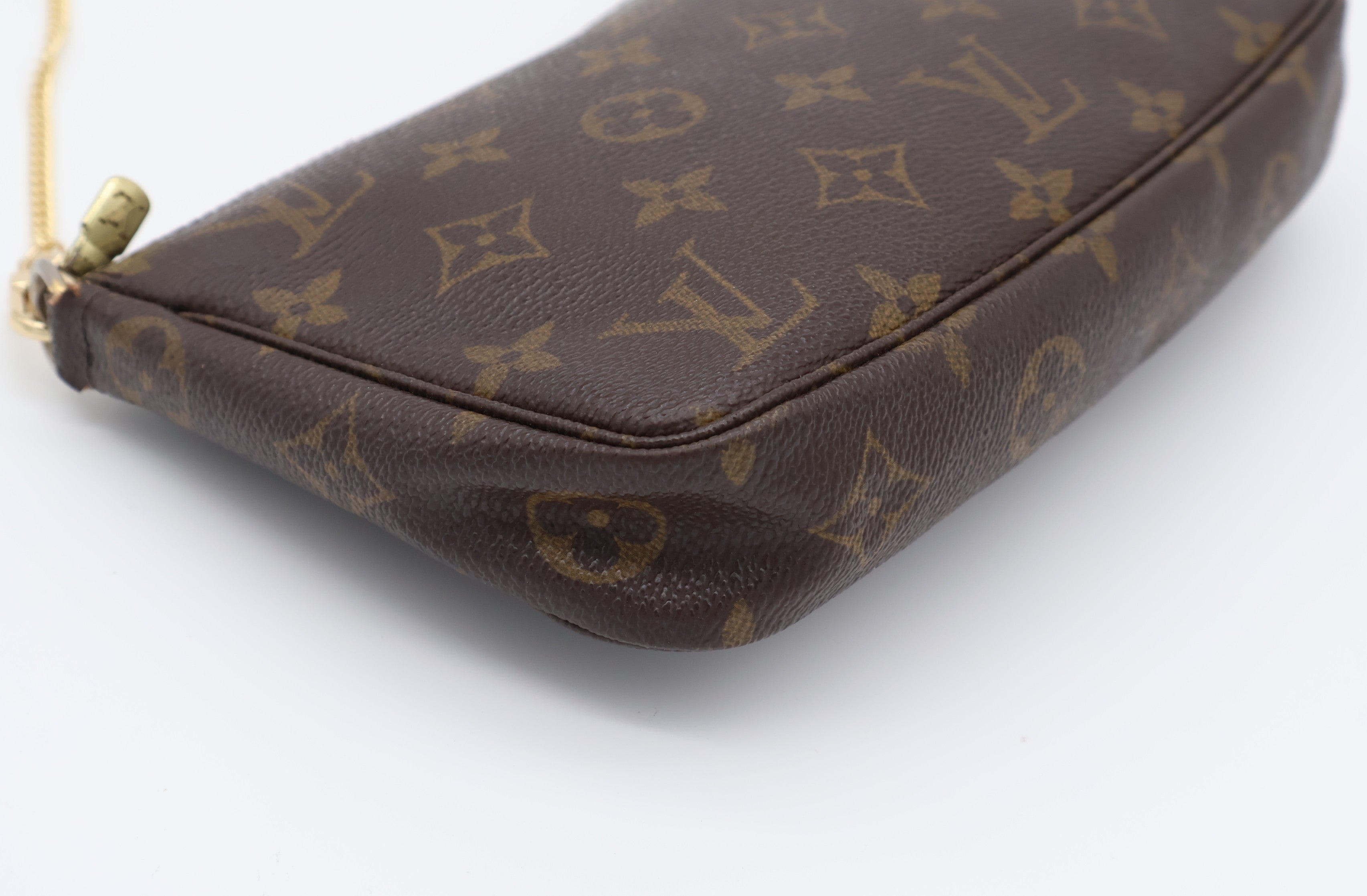 Louis Vuitton Pochette Accessoires
