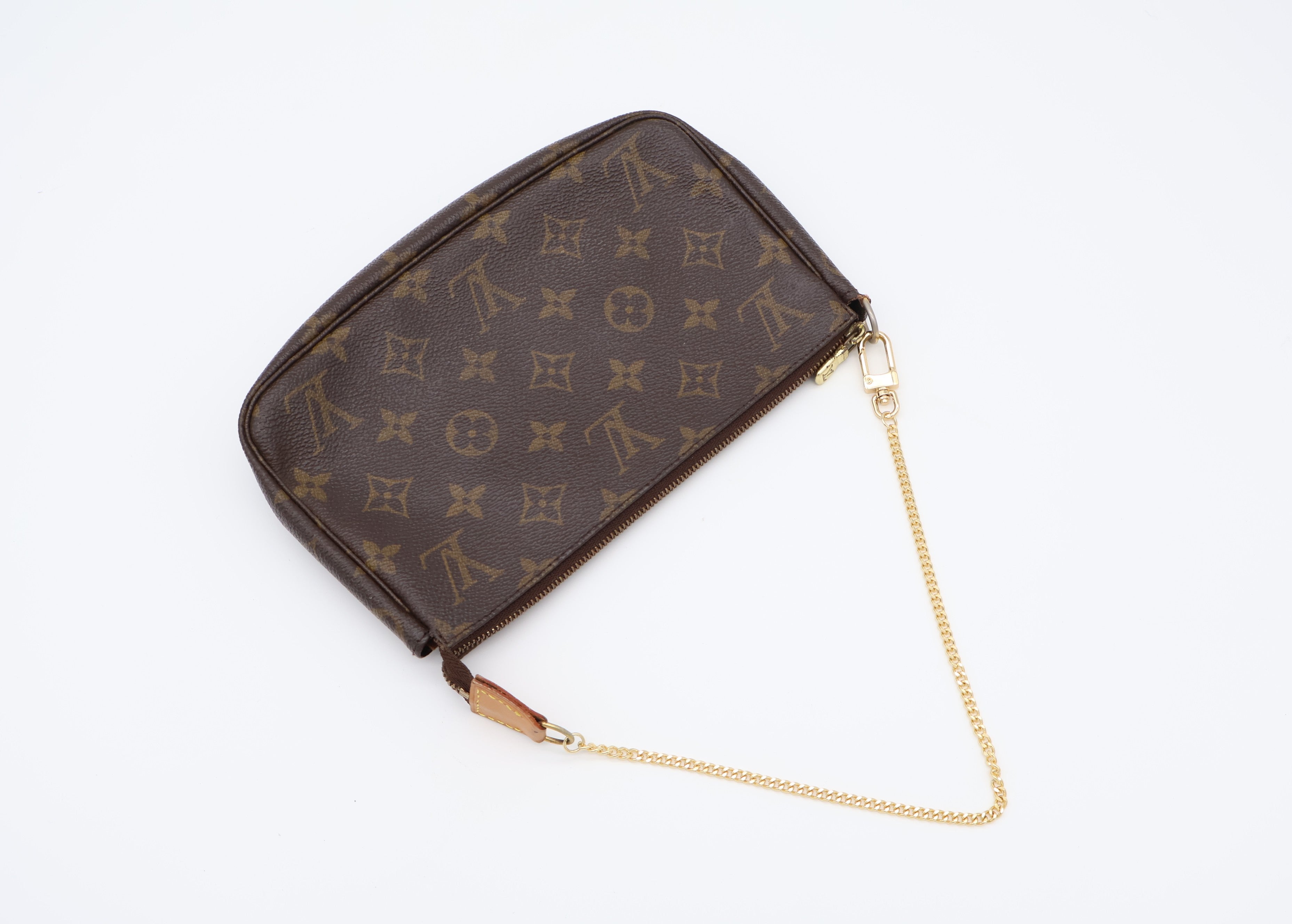 Louis Vuitton Pochette Accessoires