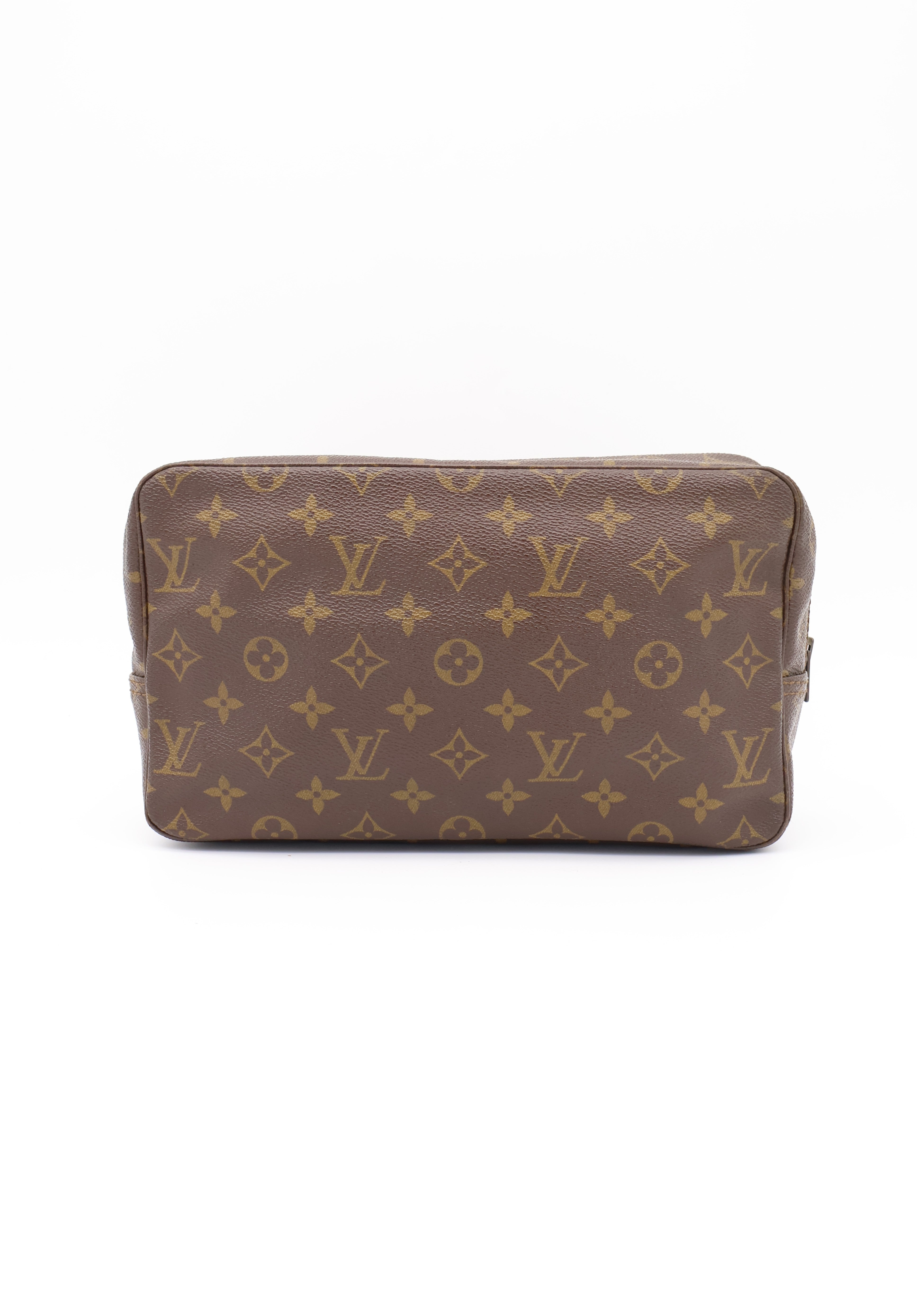 Louis Vuitton Trousse Toilette 28