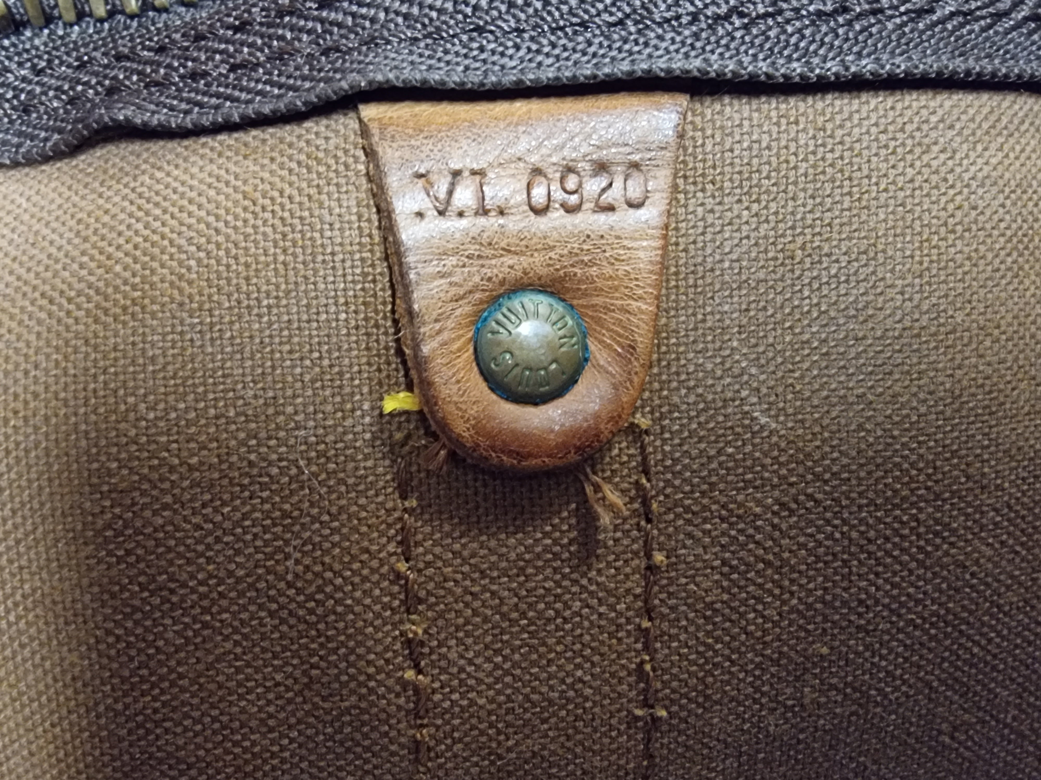 Louis Vuitton Keepall 45 Bandouliere - Luxor Finland
