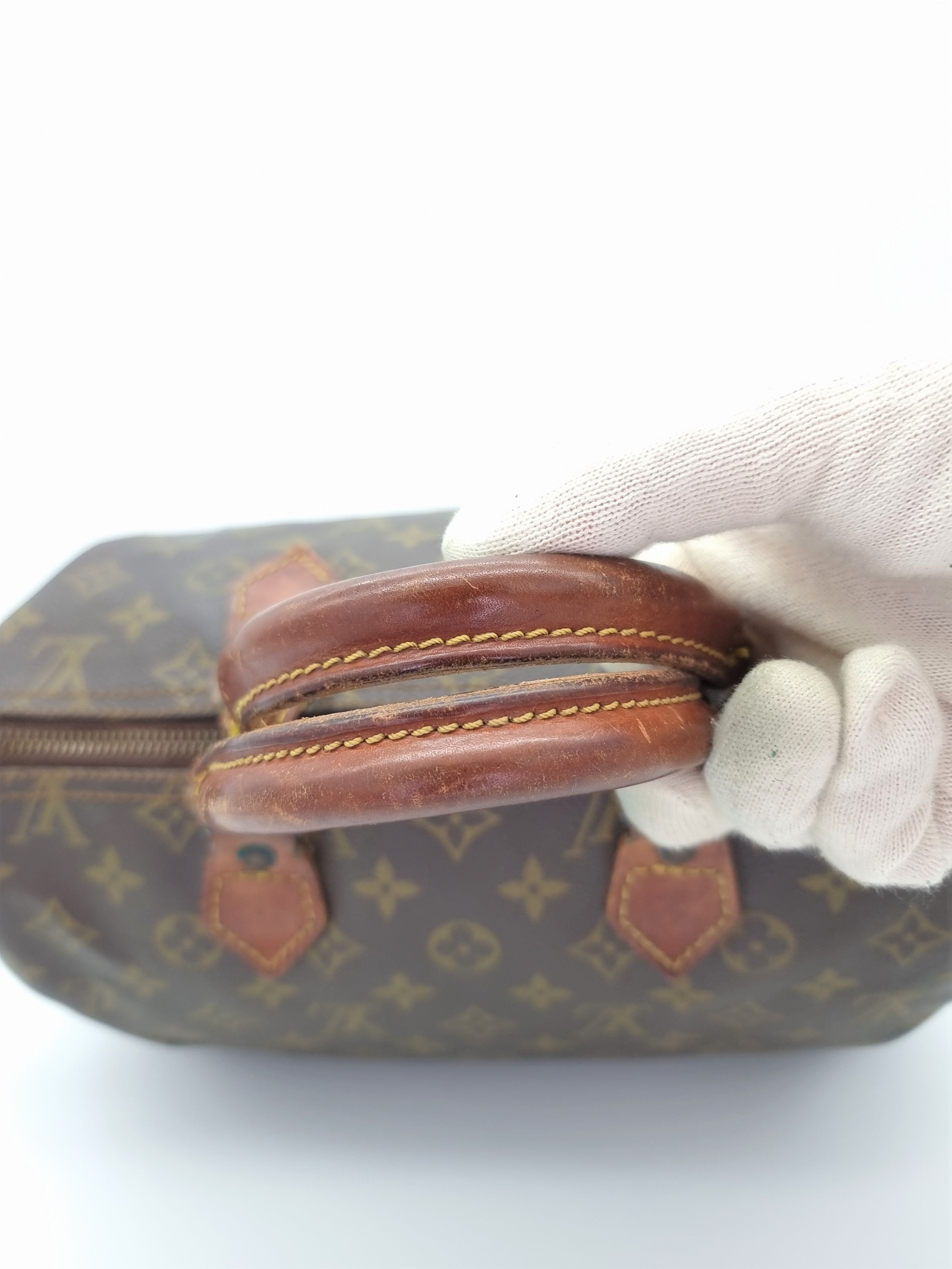 Louis Vuitton Speedy 30