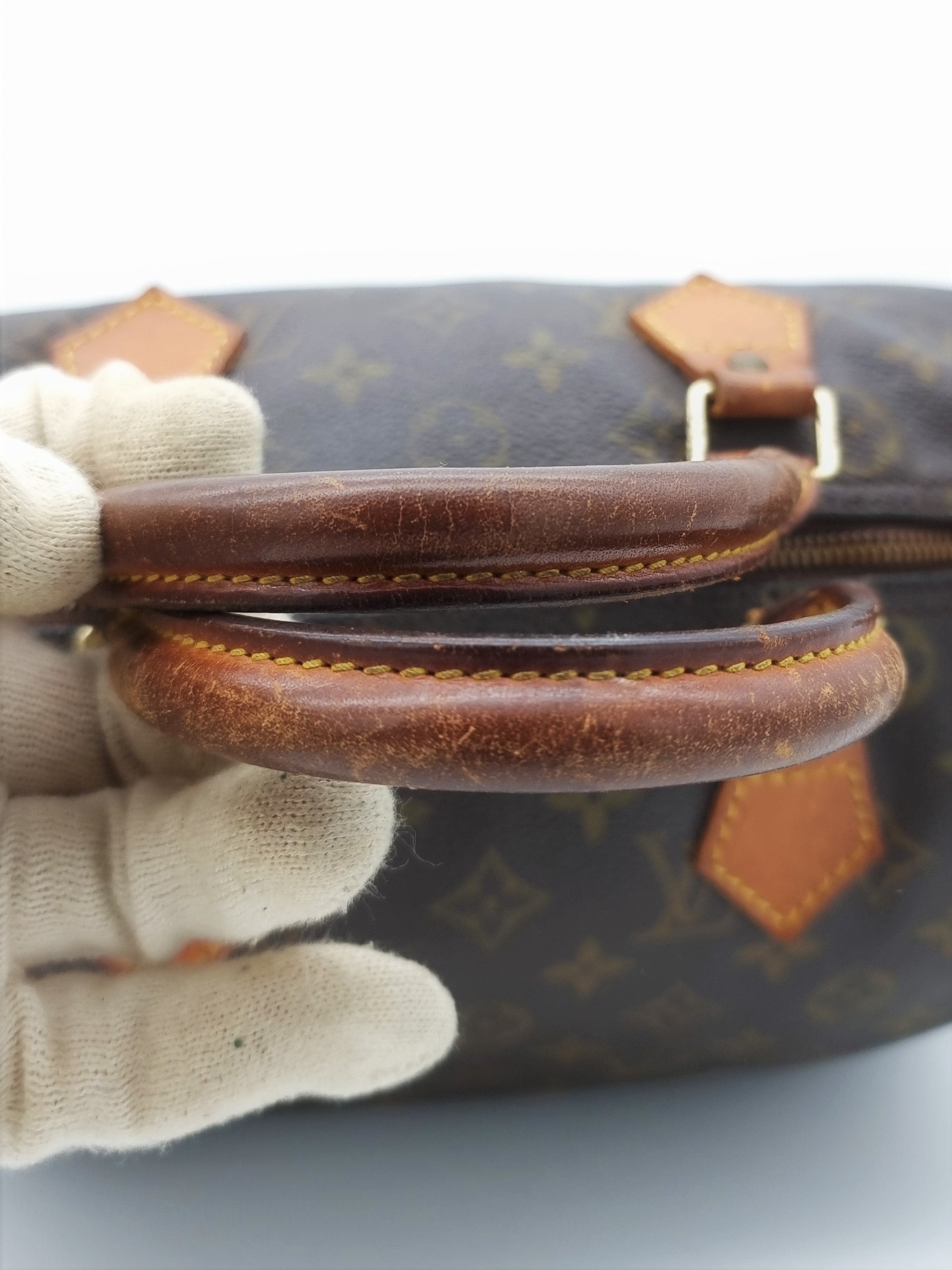 Louis Vuitton Speedy 30
