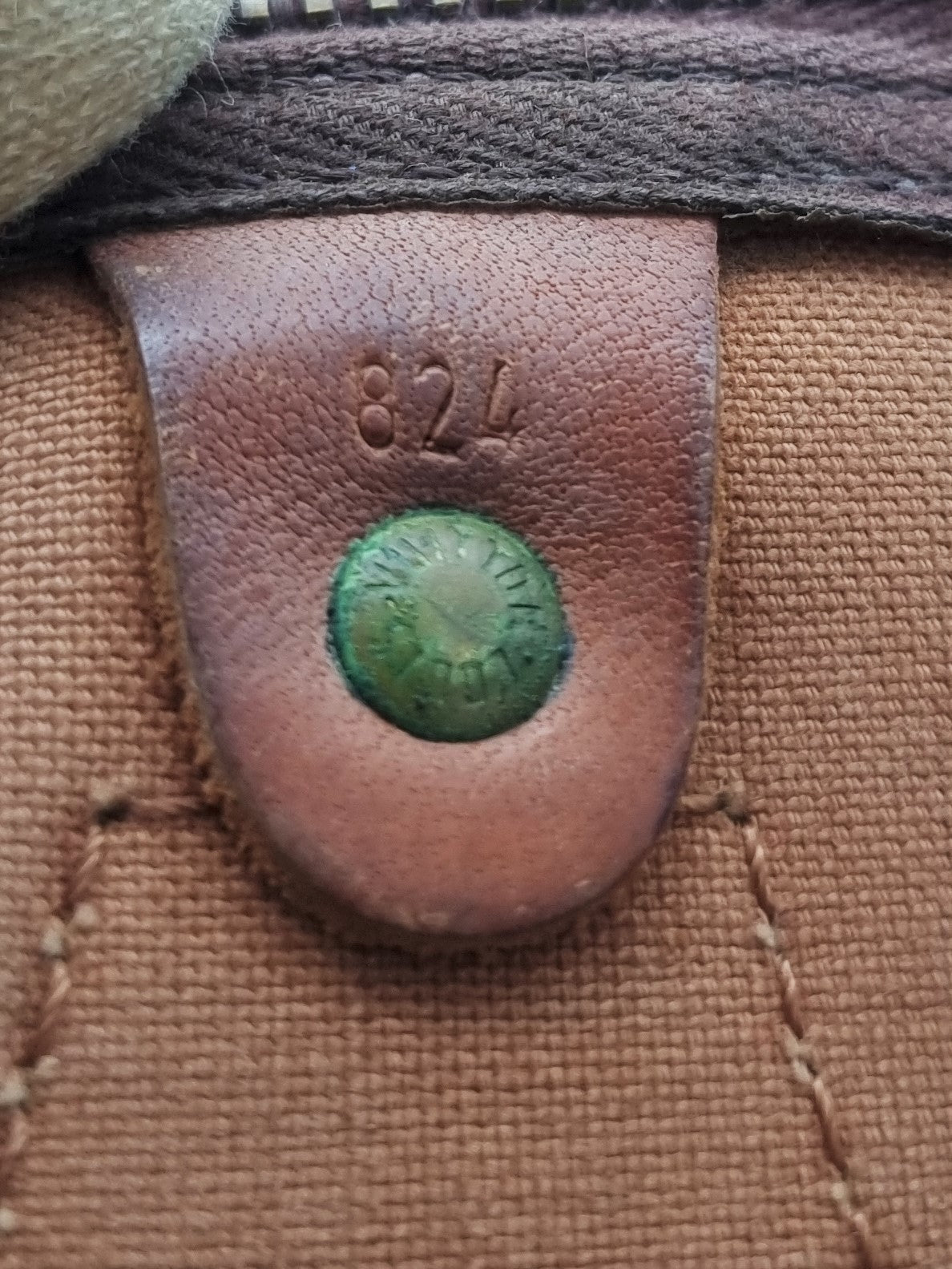 Louis Vuitton Speedy 40
