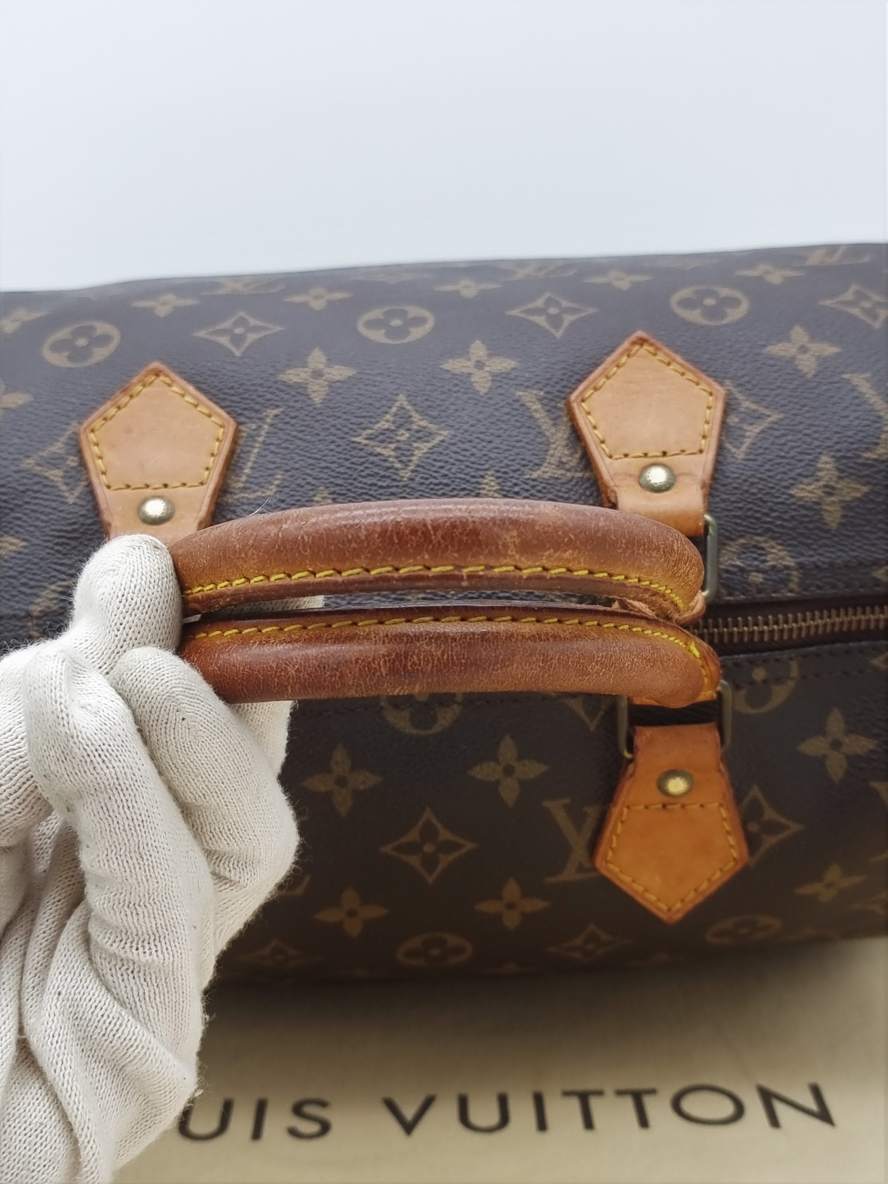 Louis Vuitton Speedy 35