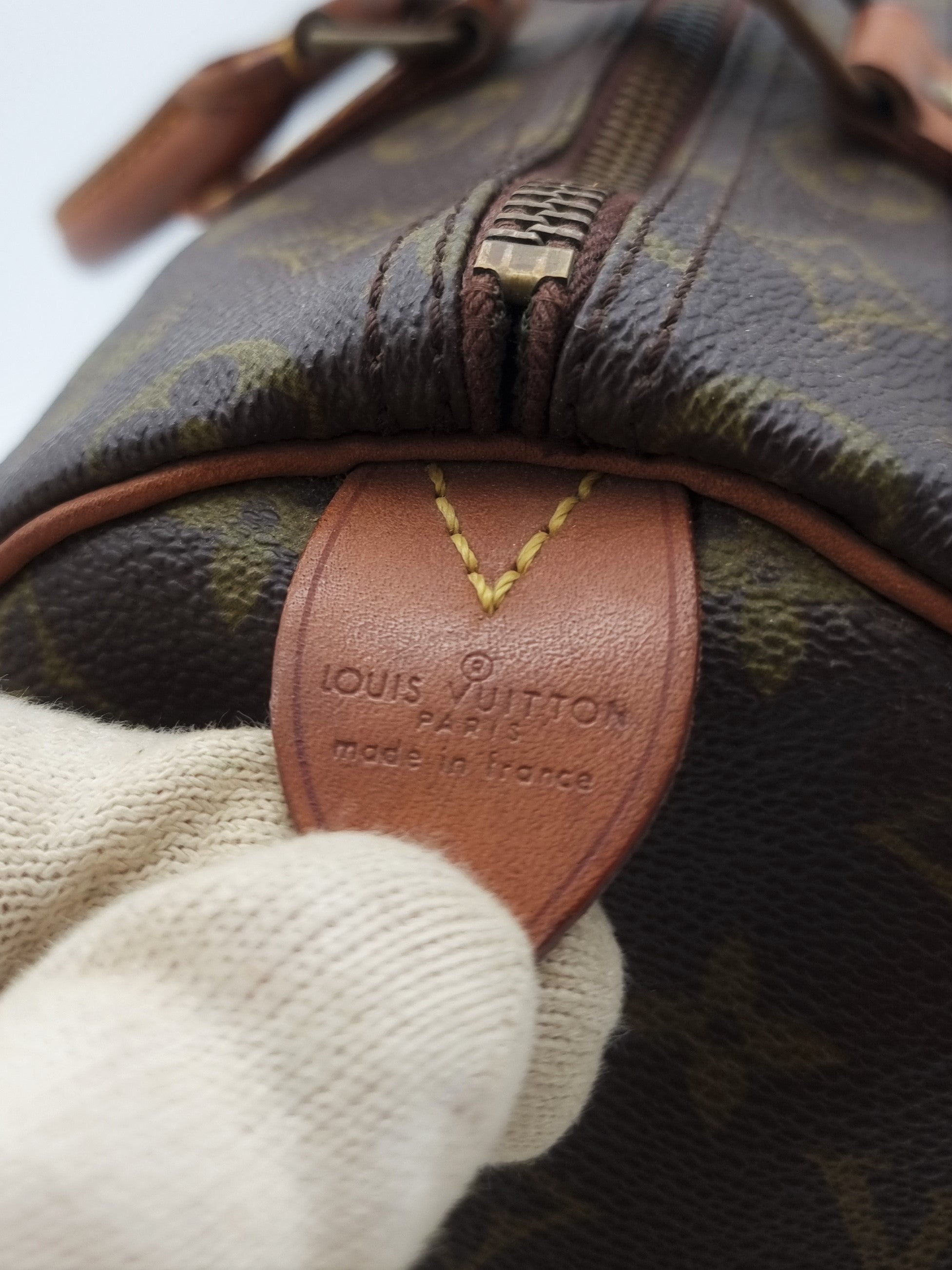 Louis Vuitton Speedy 30