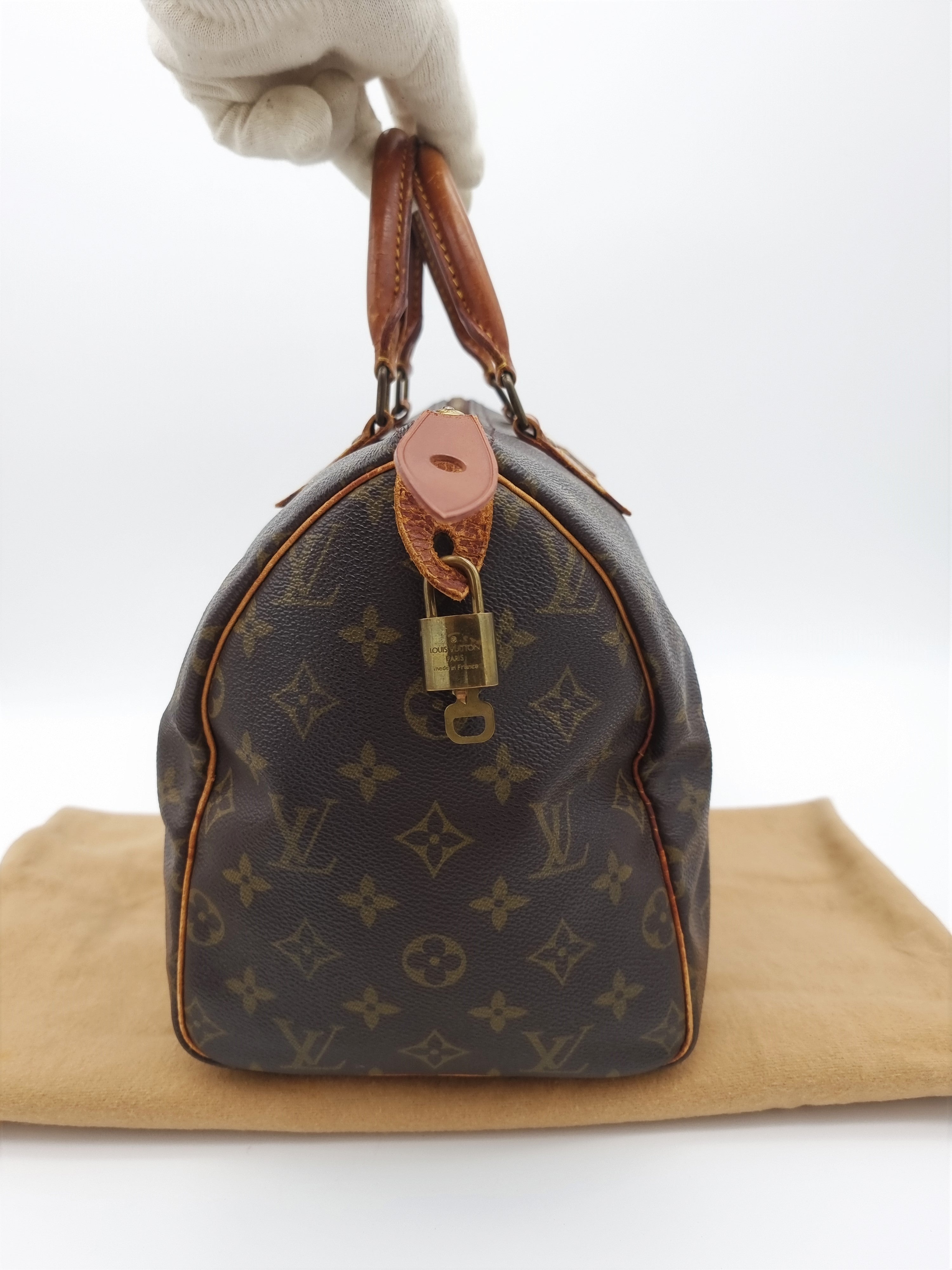 Louis Vuitton Speedy 30