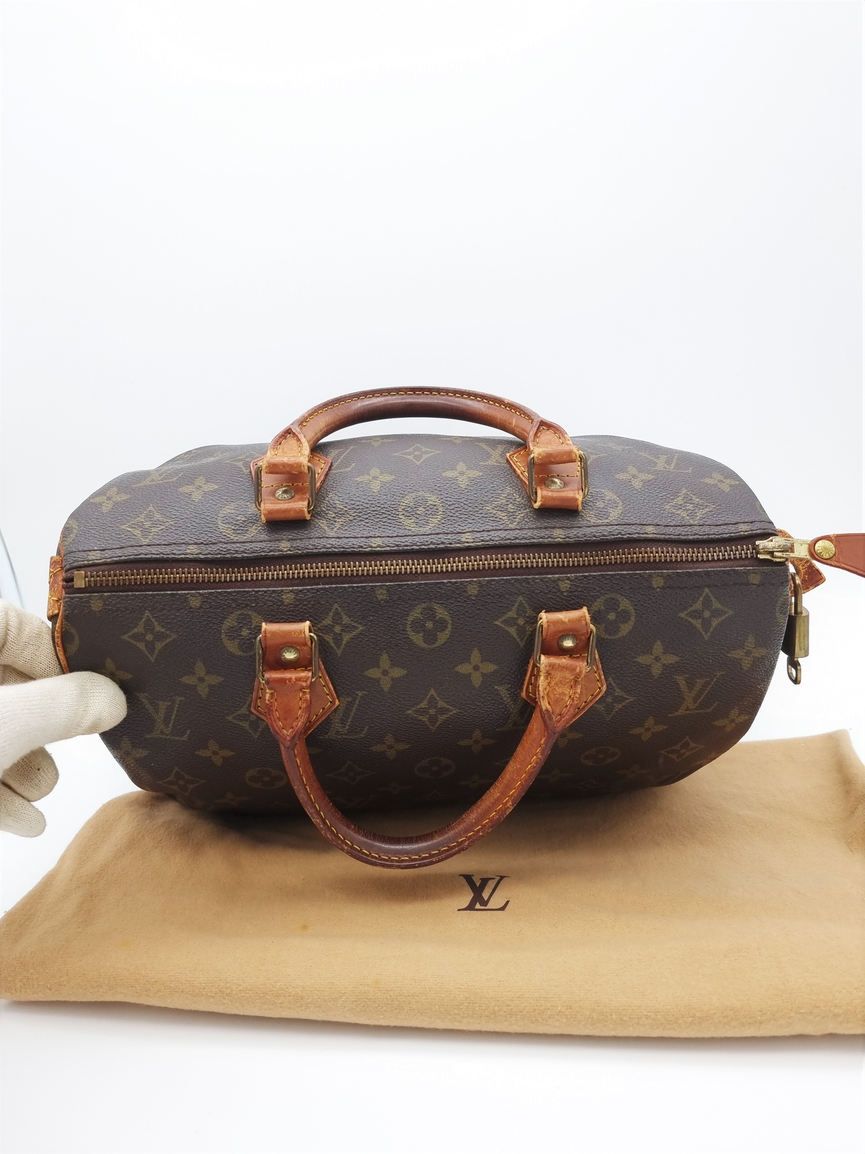 Louis Vuitton Speedy 30