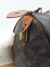 Louis Vuitton Speedy 30