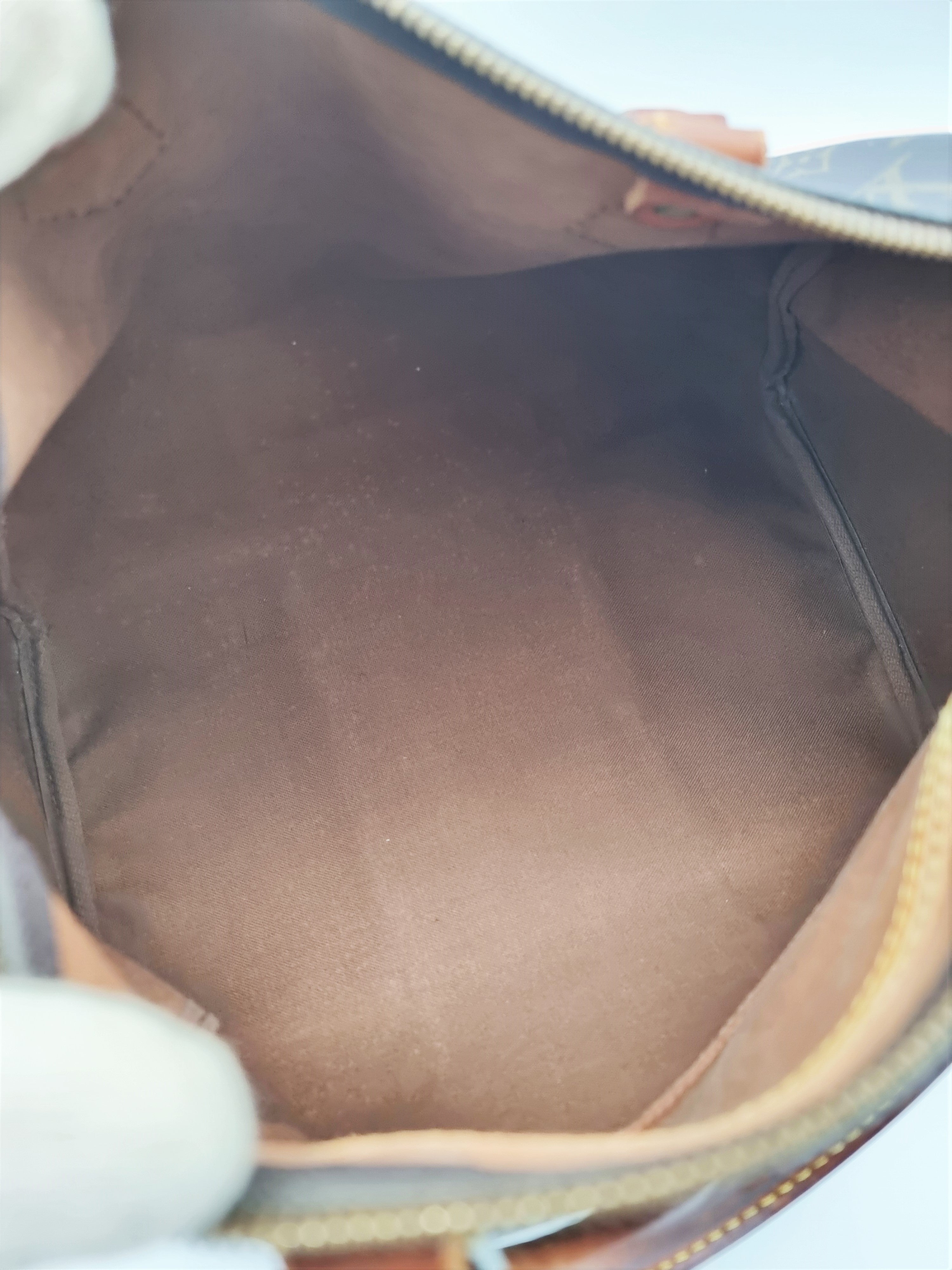 Louis Vuitton Speedy 30