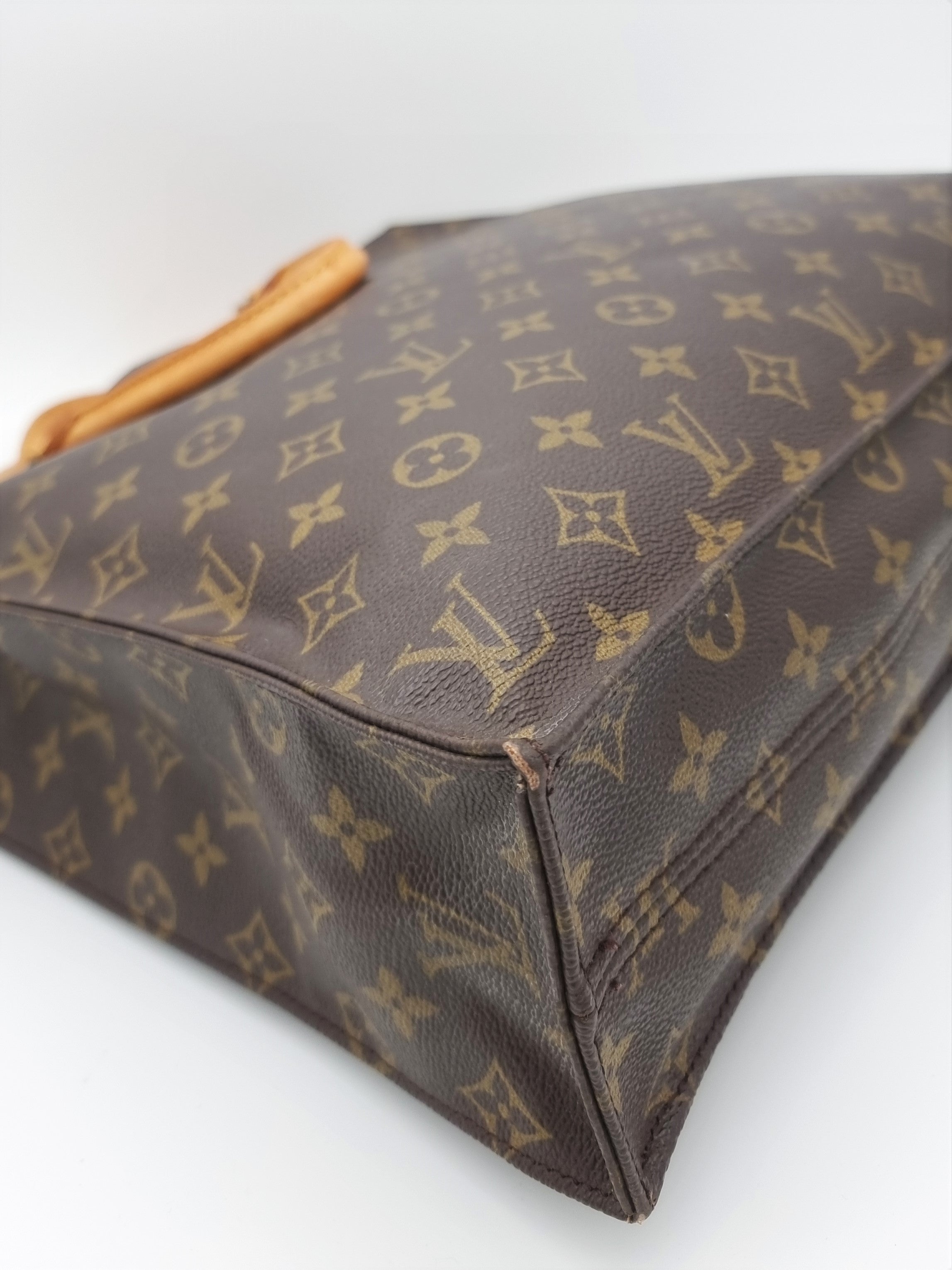 Louis Vuitton Sac Plat