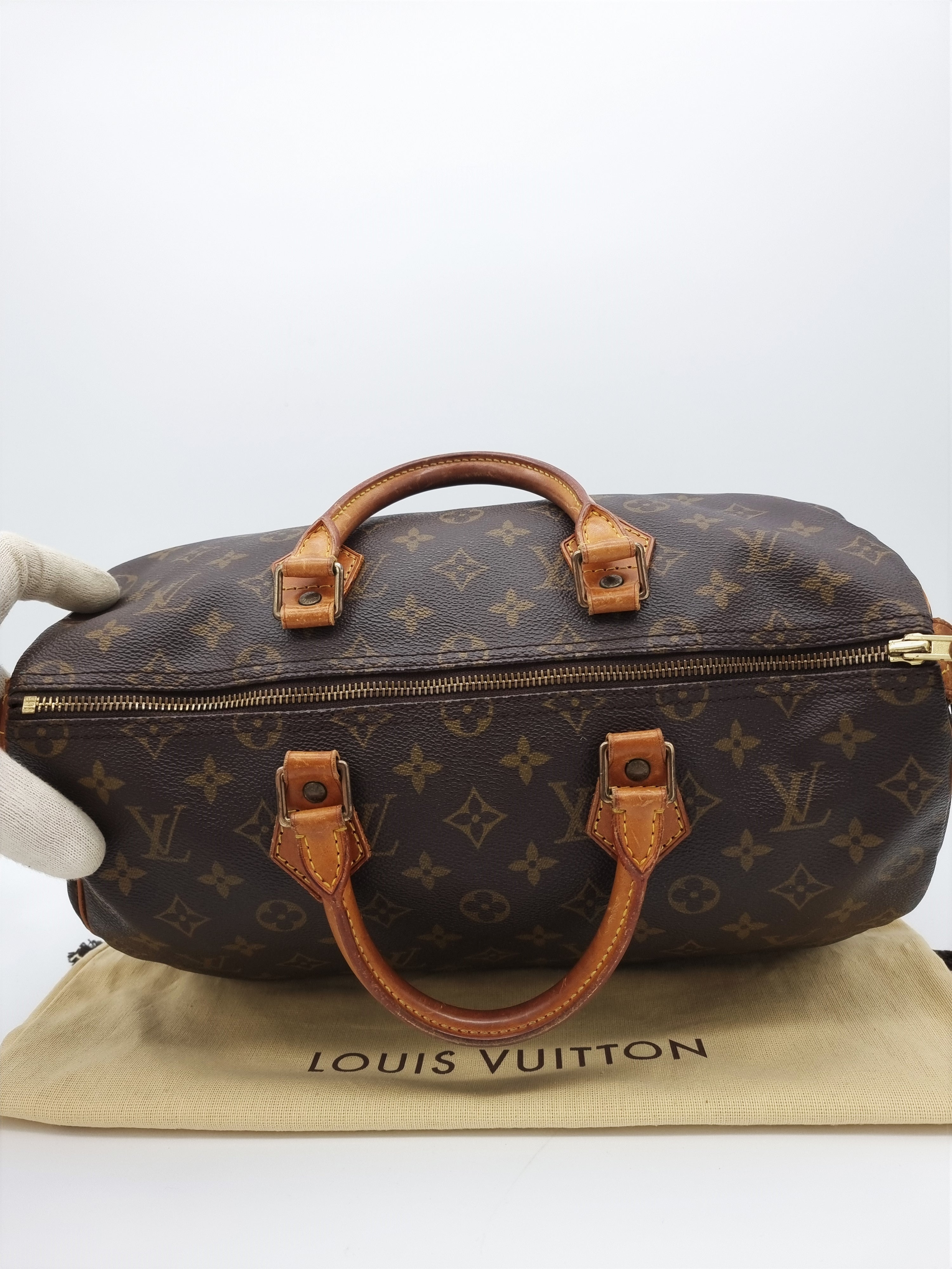 Louis Vuitton Speedy 35
