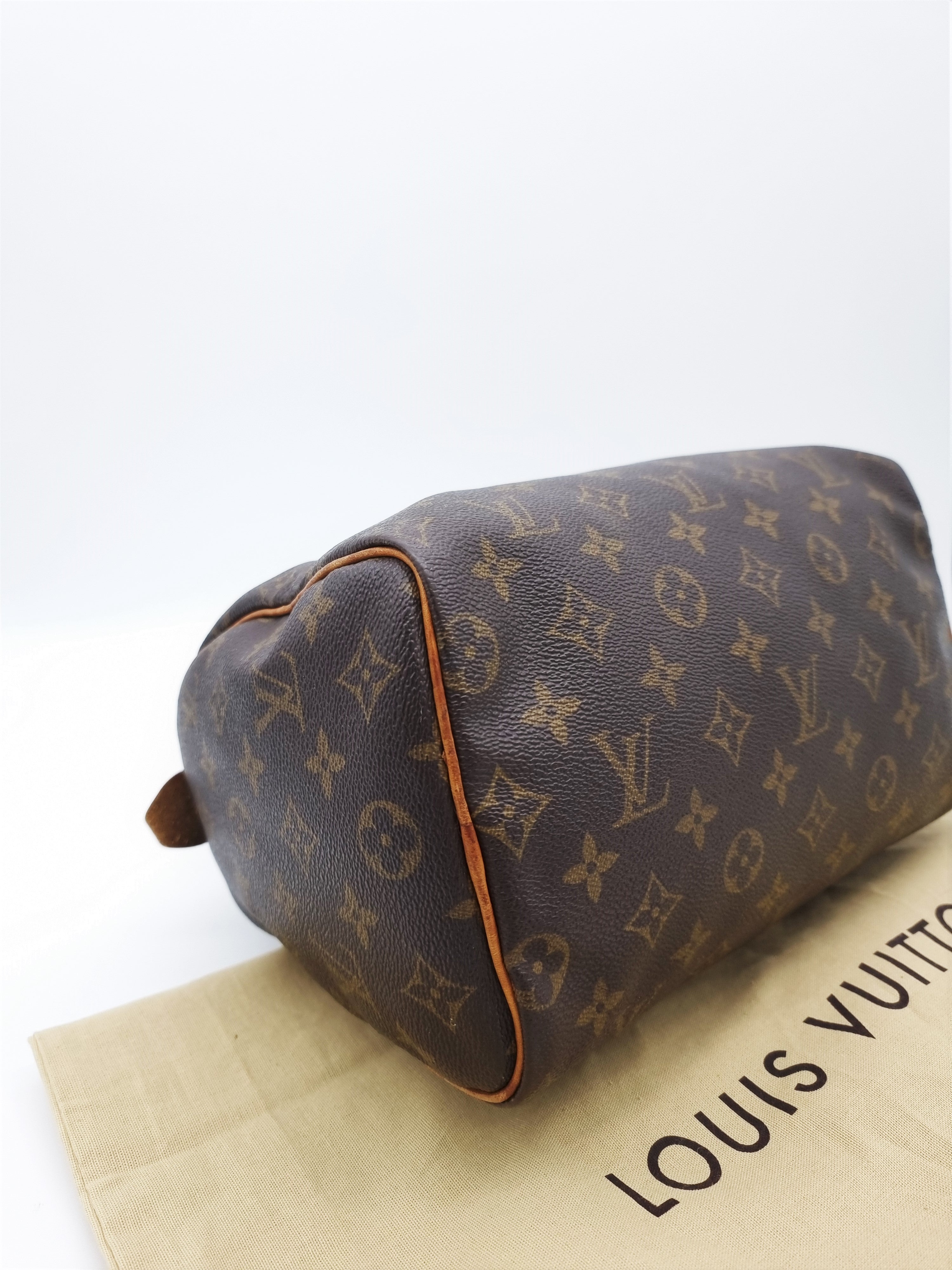 Louis Vuitton Speedy 25