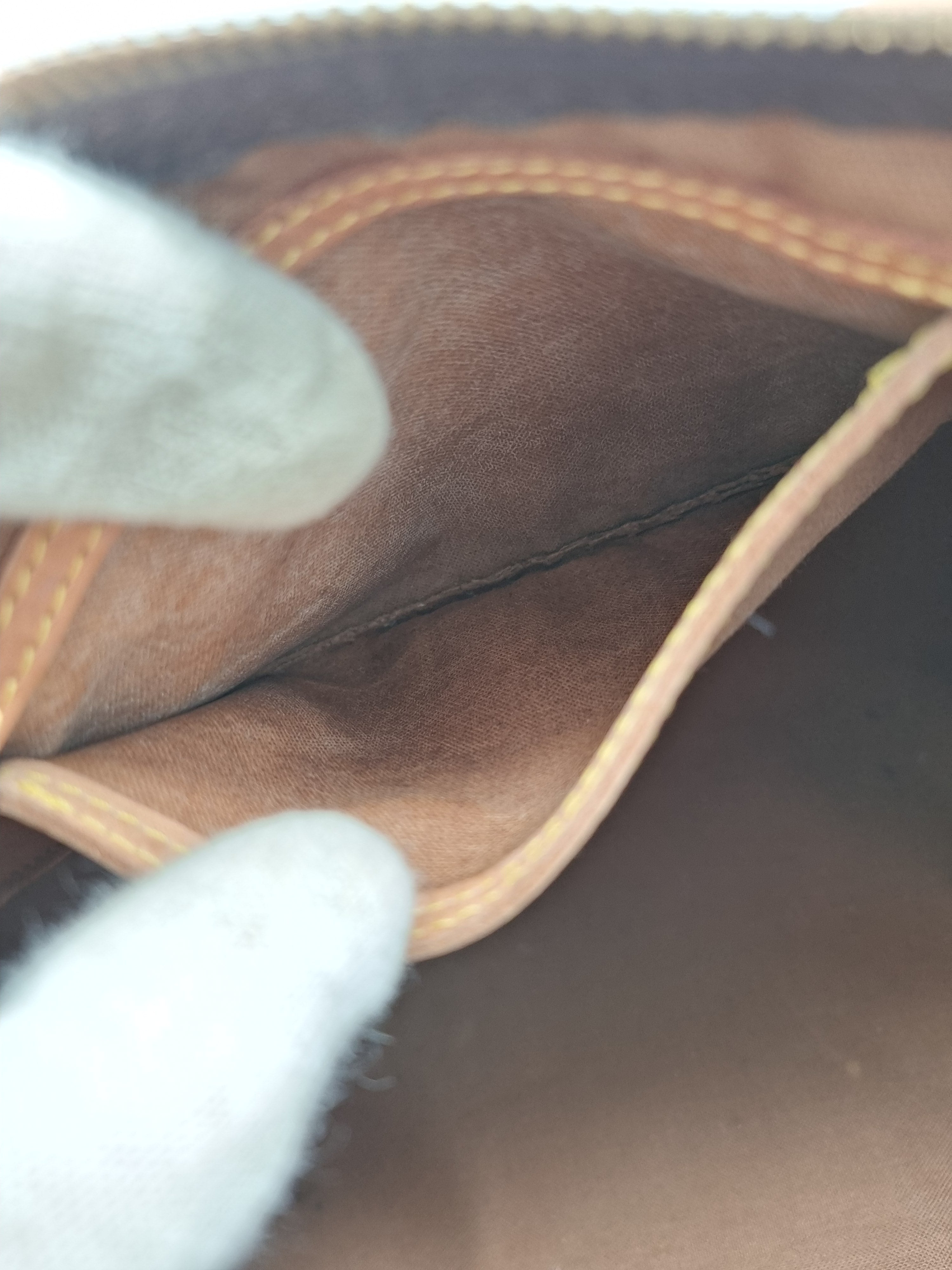 Louis Vuitton Speedy 30