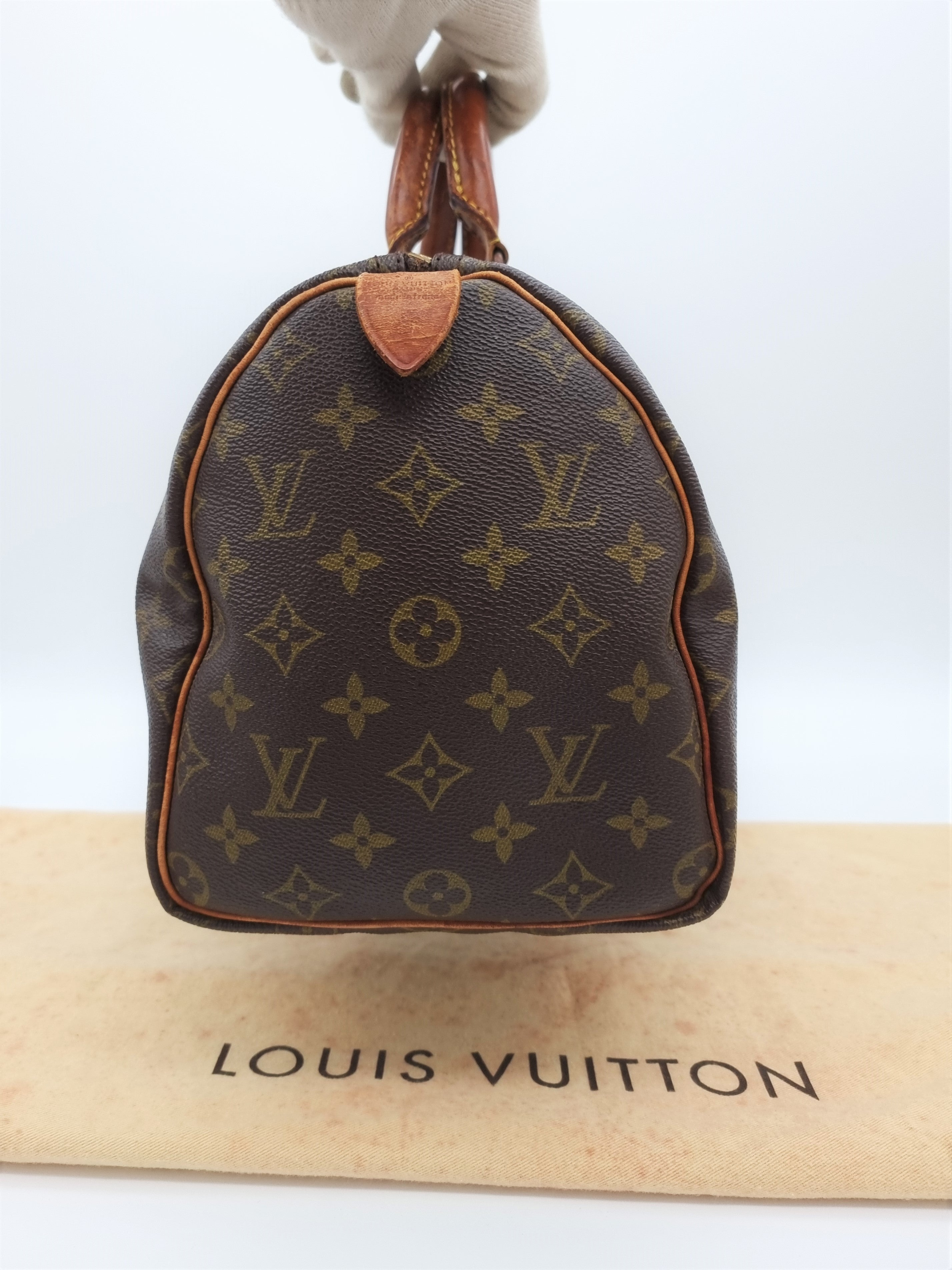 Louis Vuitton Speedy 30