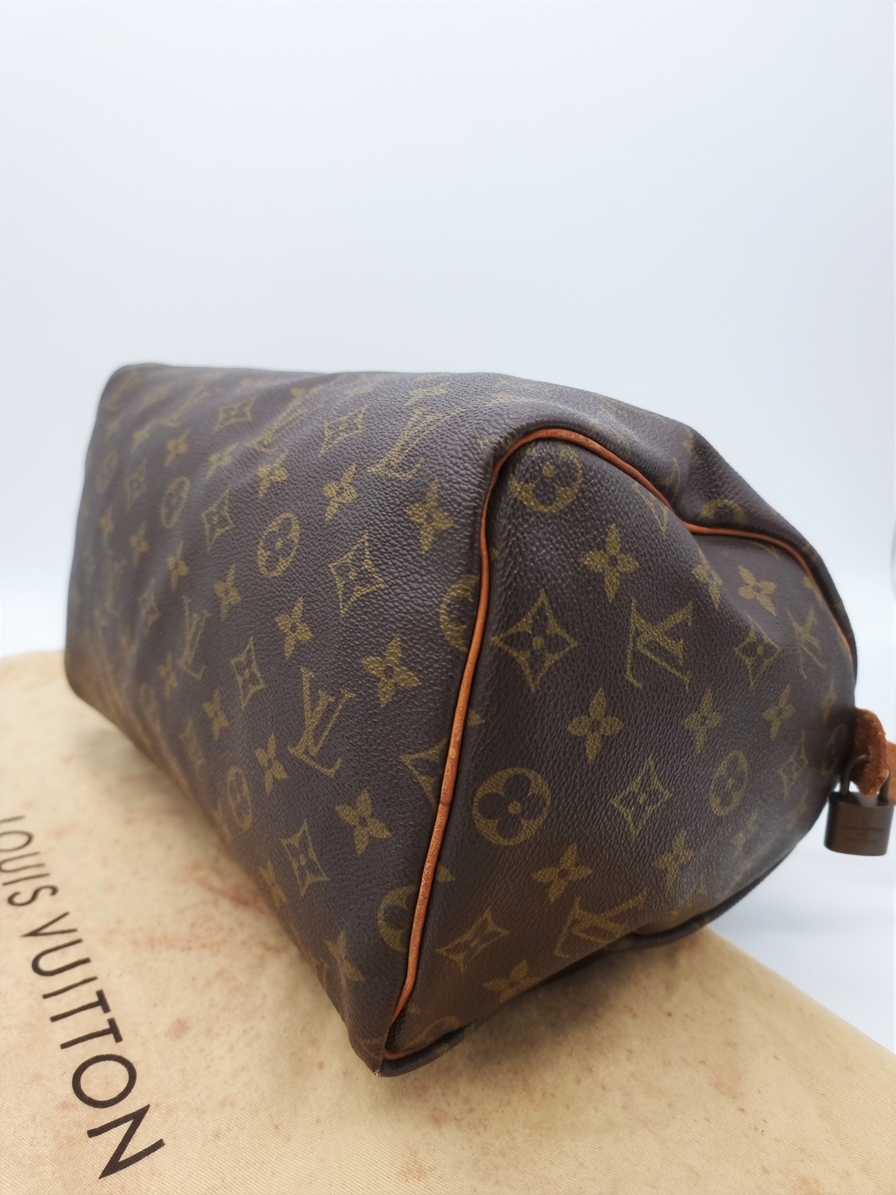 Louis Vuitton Speedy 30