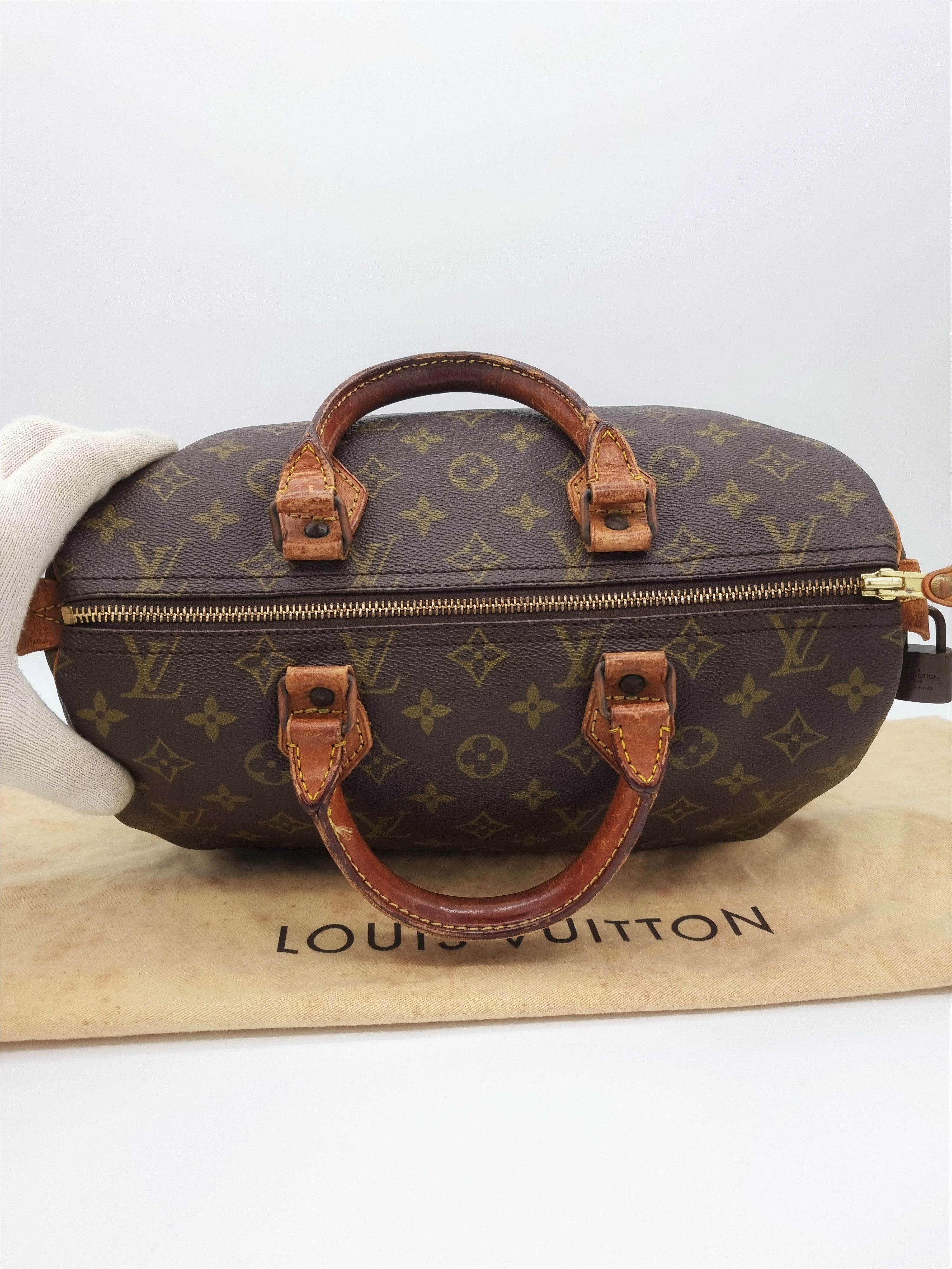 Louis Vuitton Speedy 30