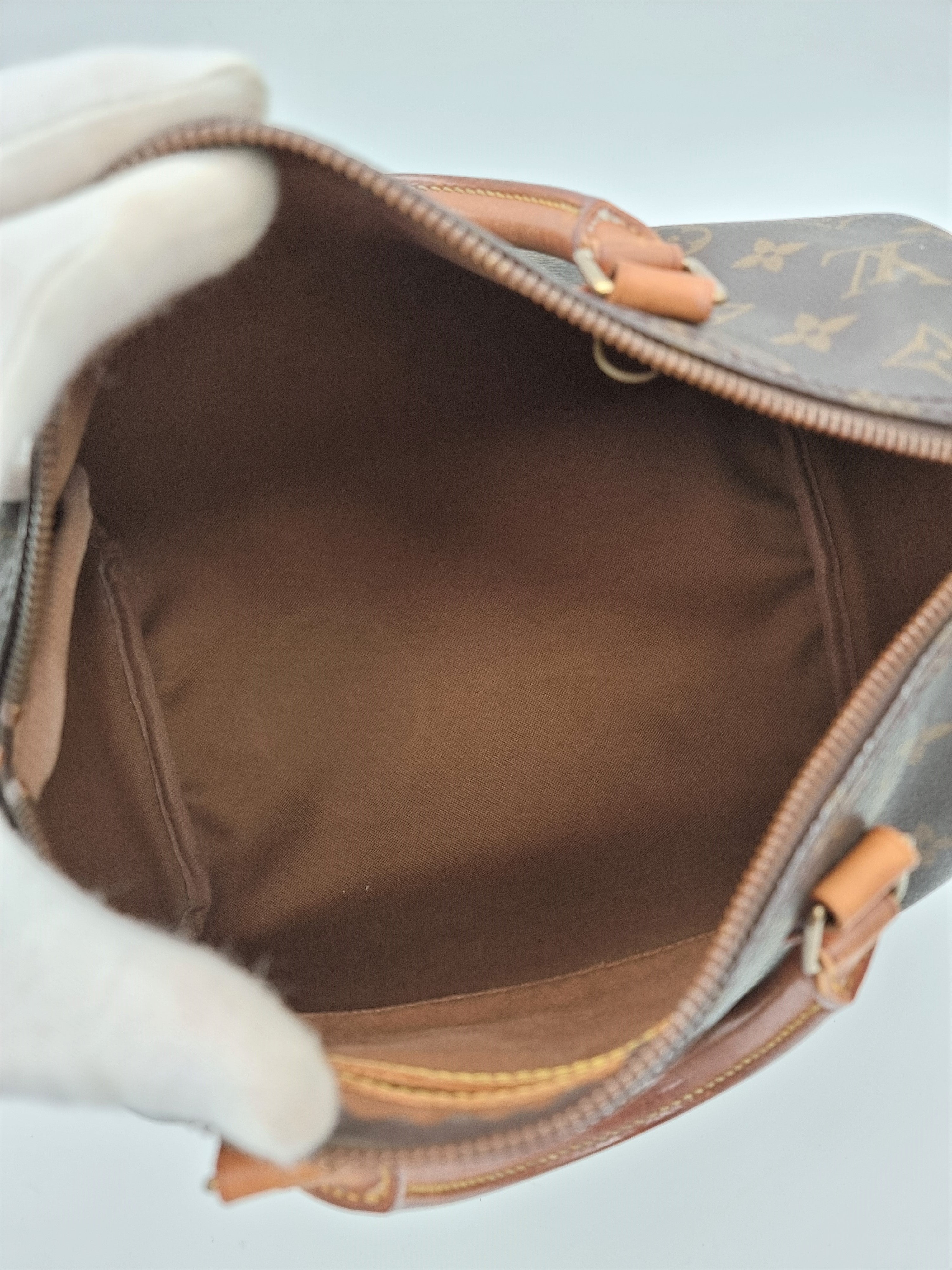 Louis Vuitton Speedy 30