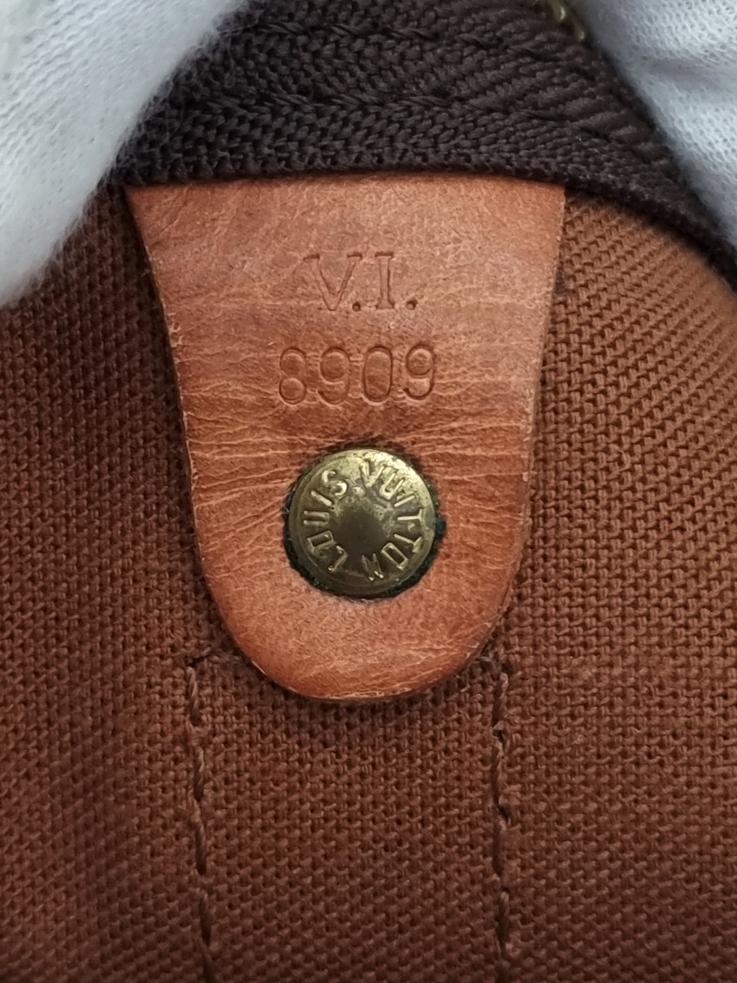 Louis Vuitton Keepall 55 Bandouliere