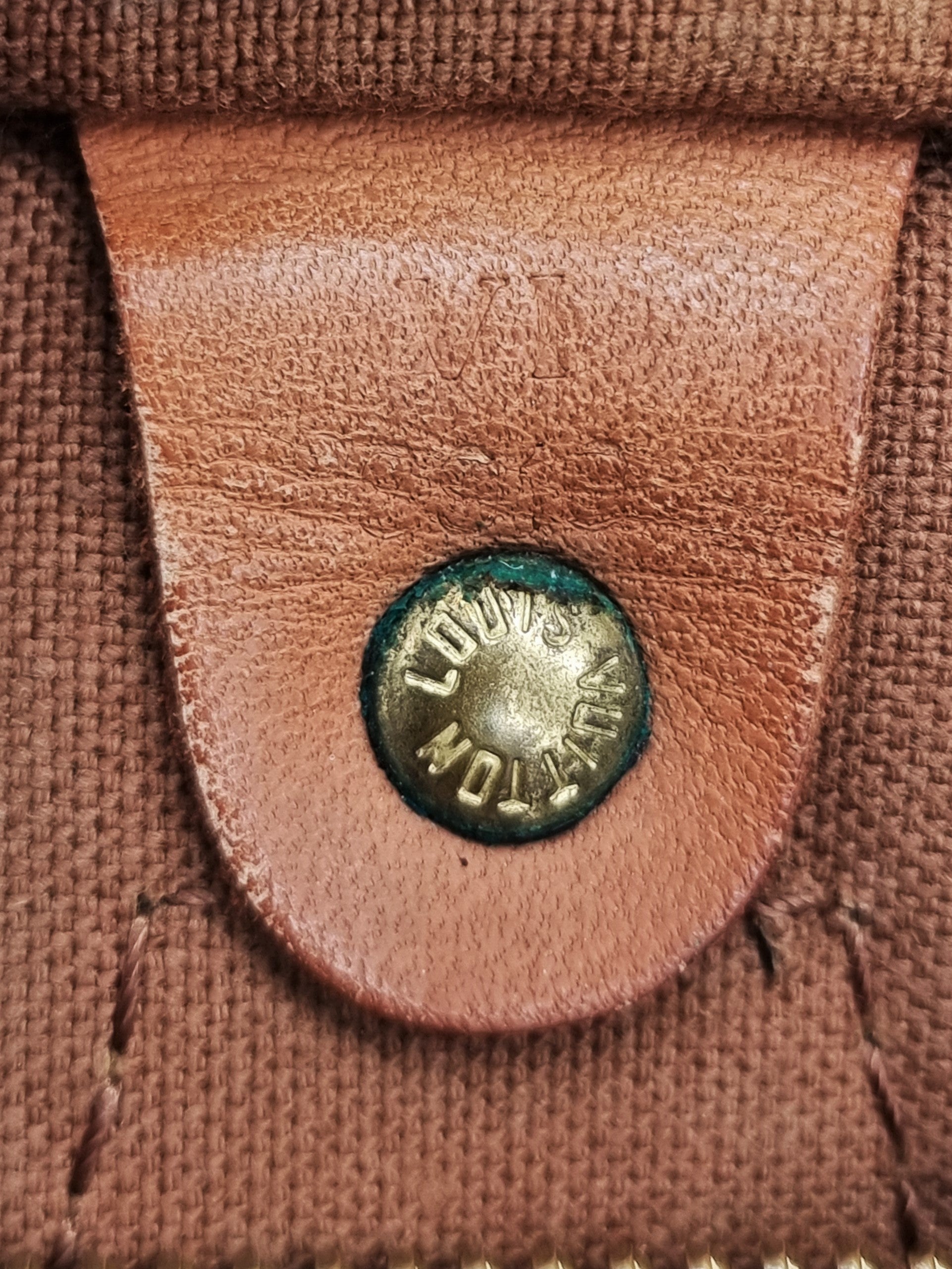 Louis Vuitton Speedy 30