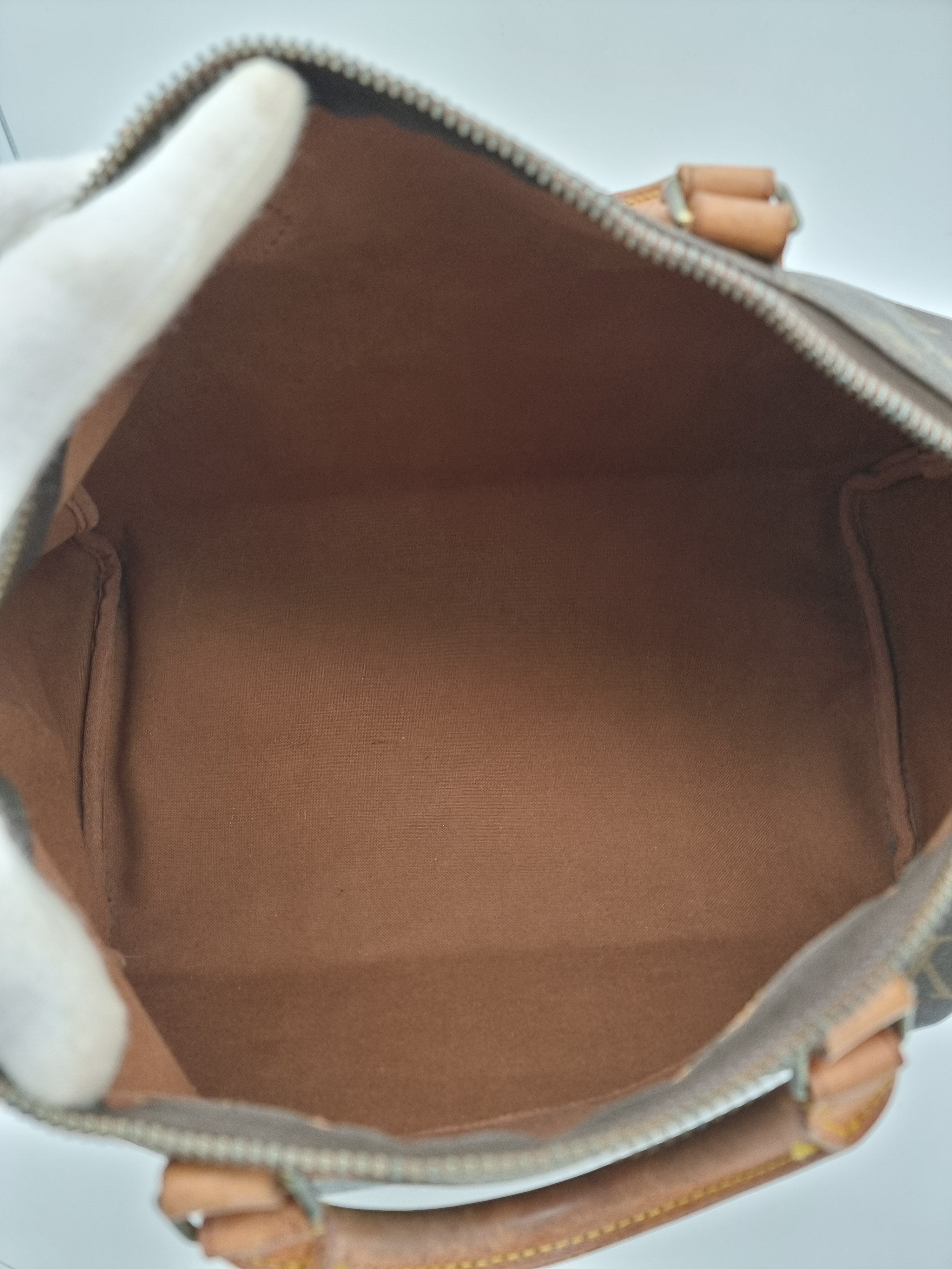 Louis Vuitton Speedy 35