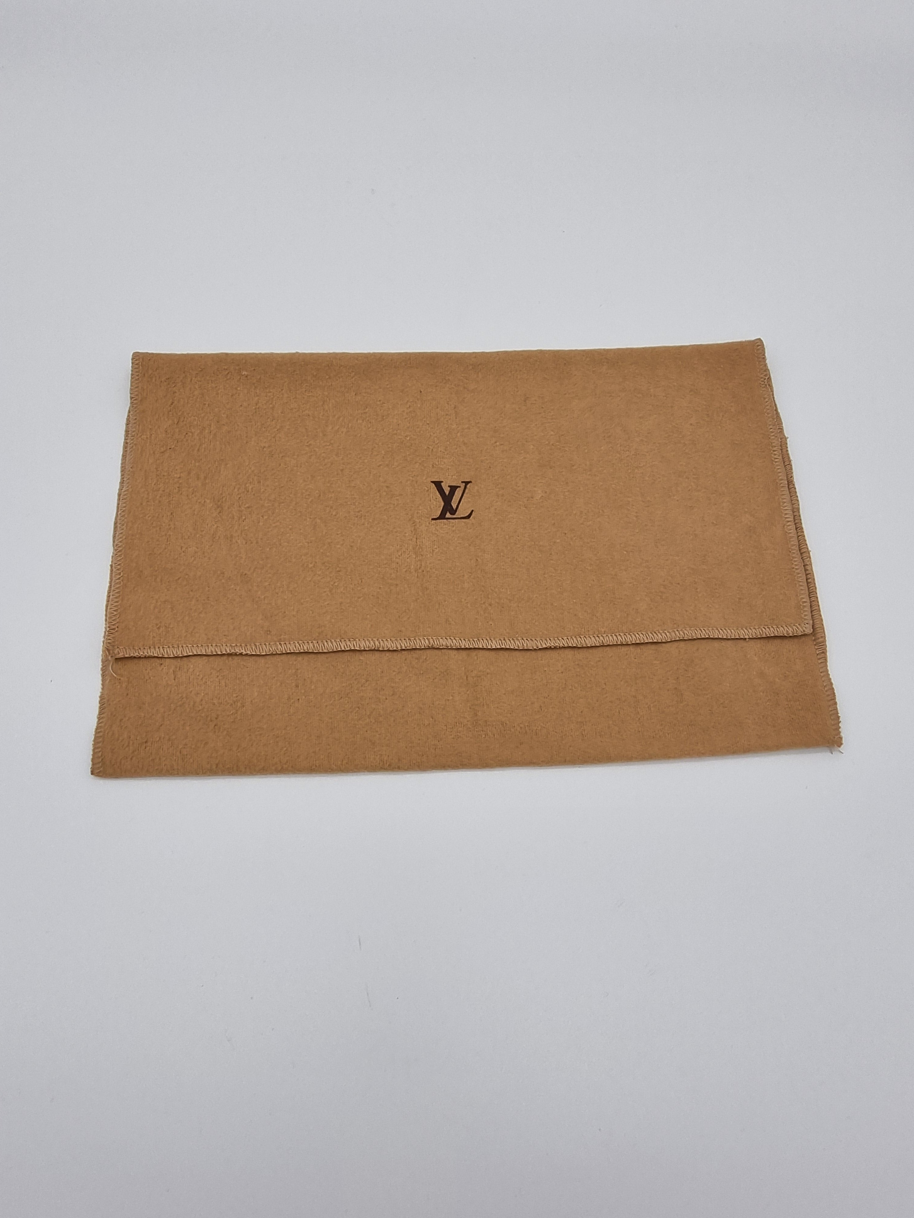 Louis Vuitton Sarah