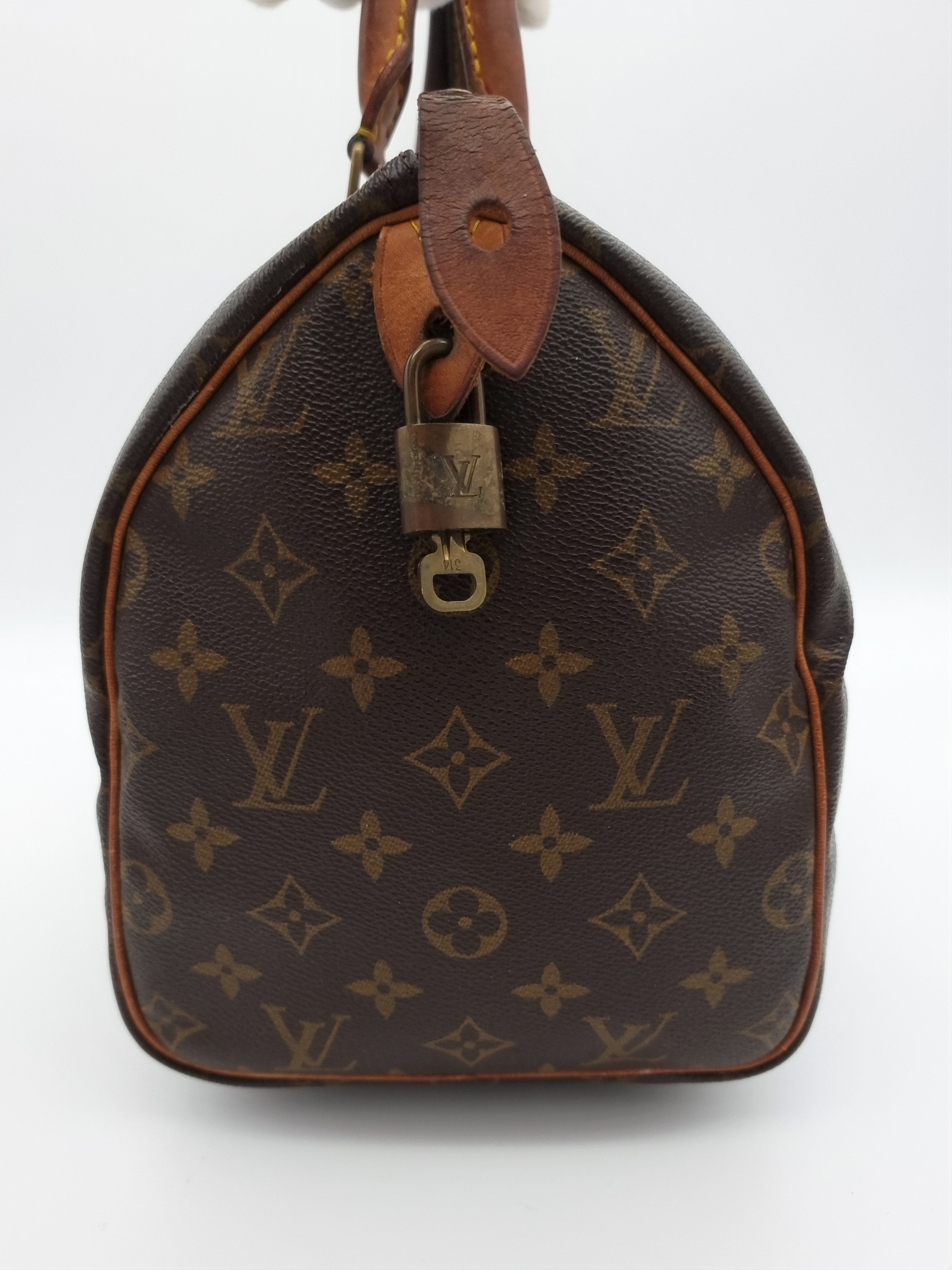 Louis Vuitton Speedy 30
