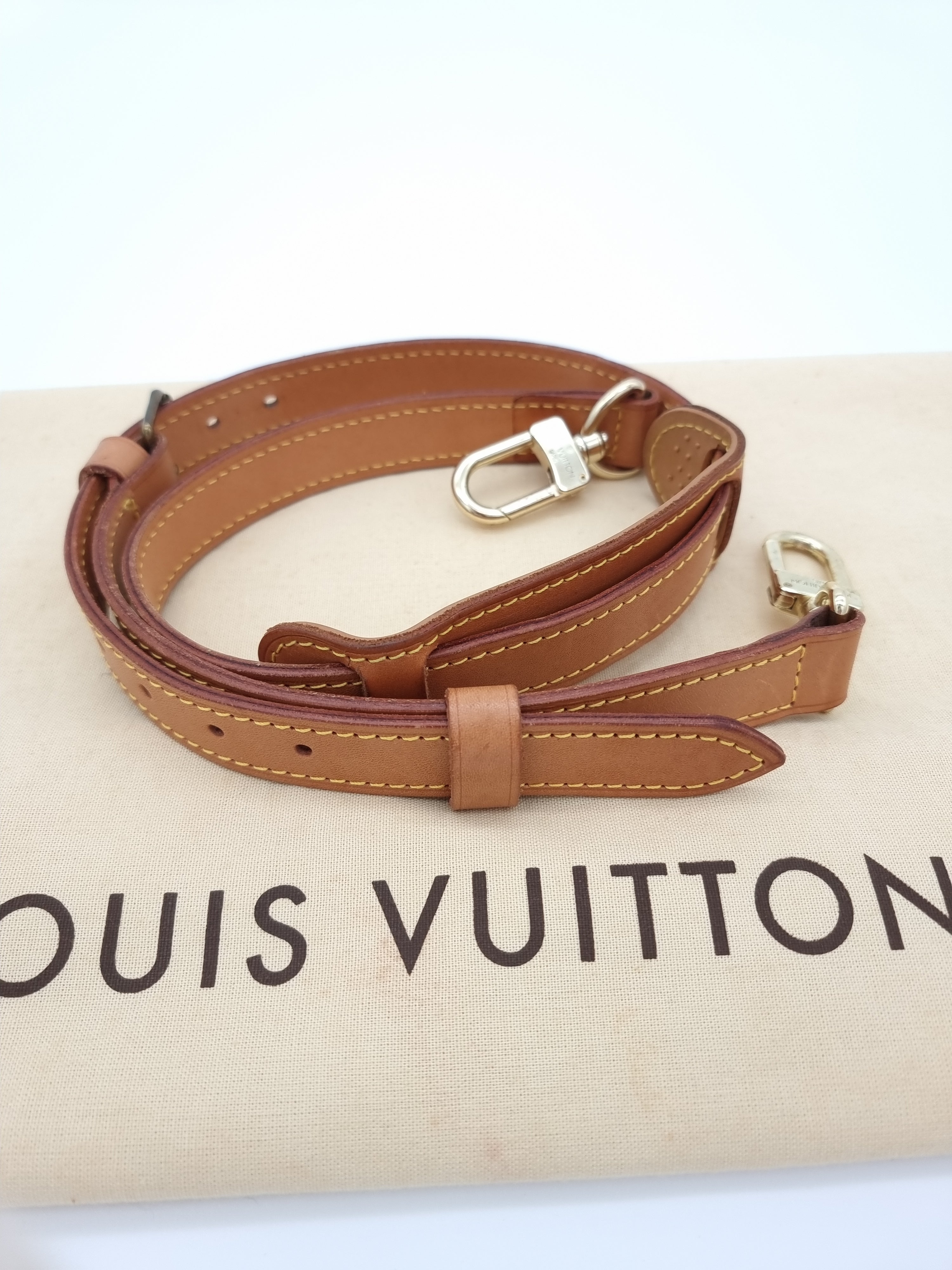 Louis Vuitton Keepall 50 Bandouliere
