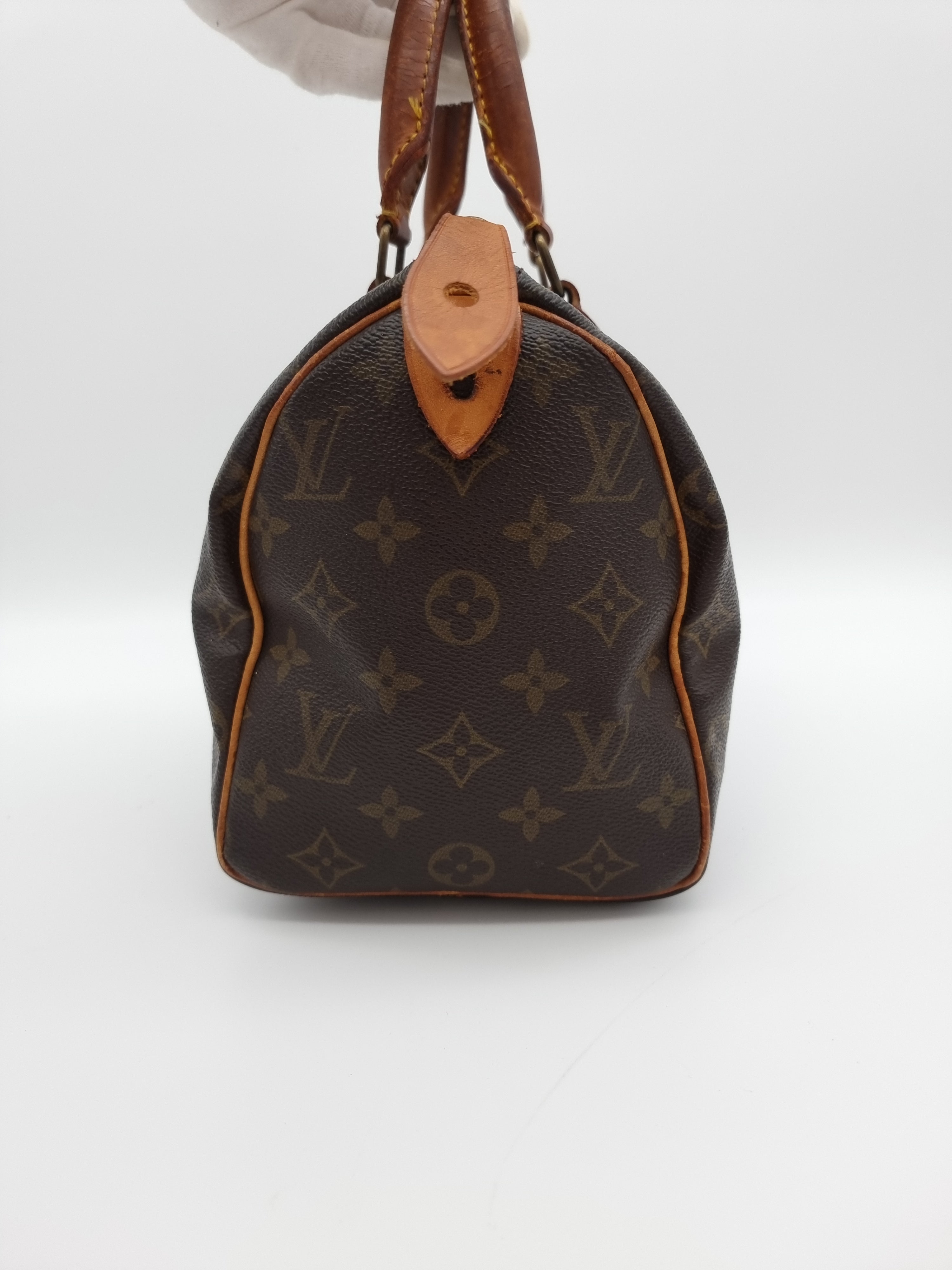 Louis Vuitton Speedy 25