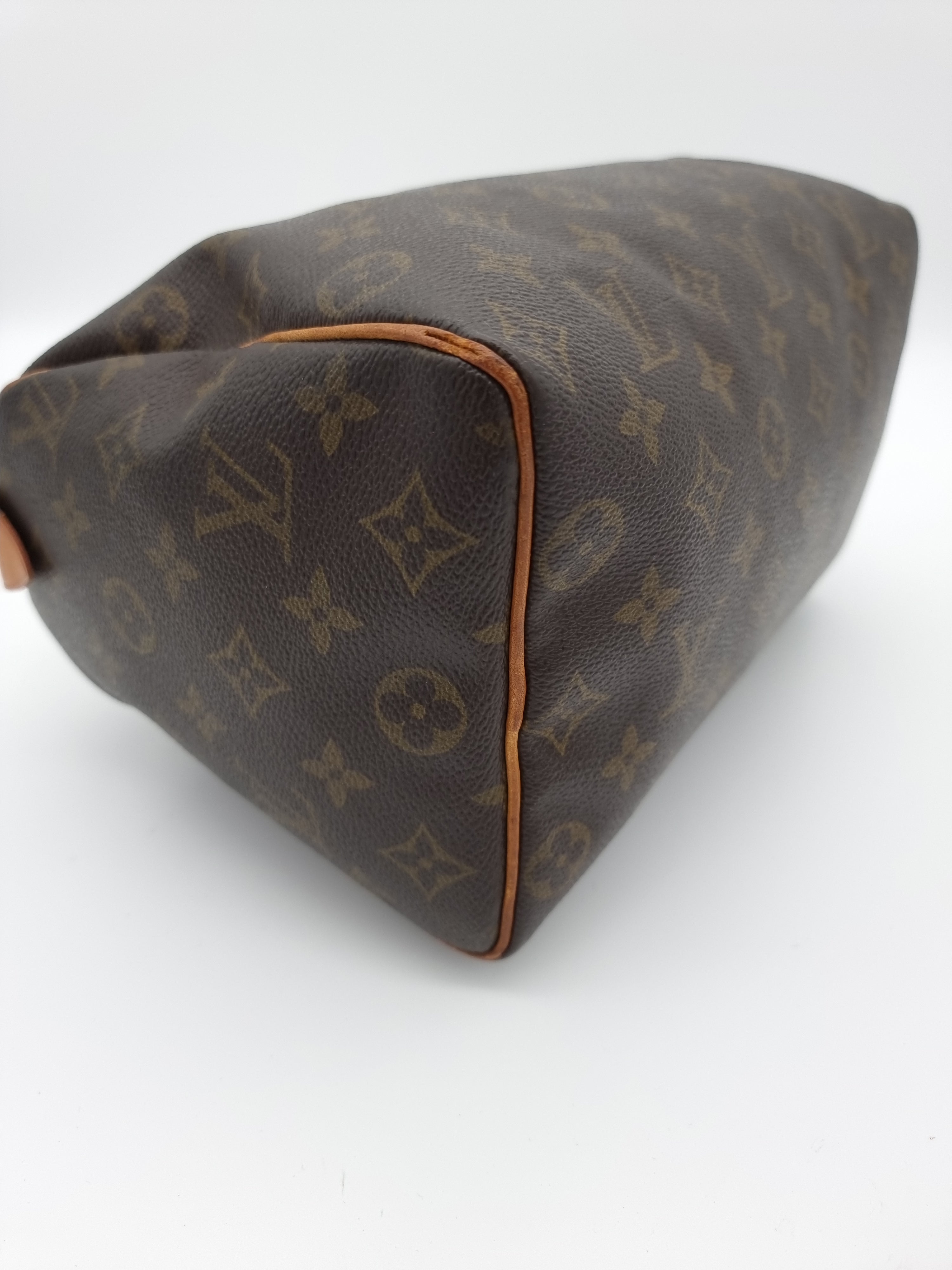 Louis Vuitton Speedy 25