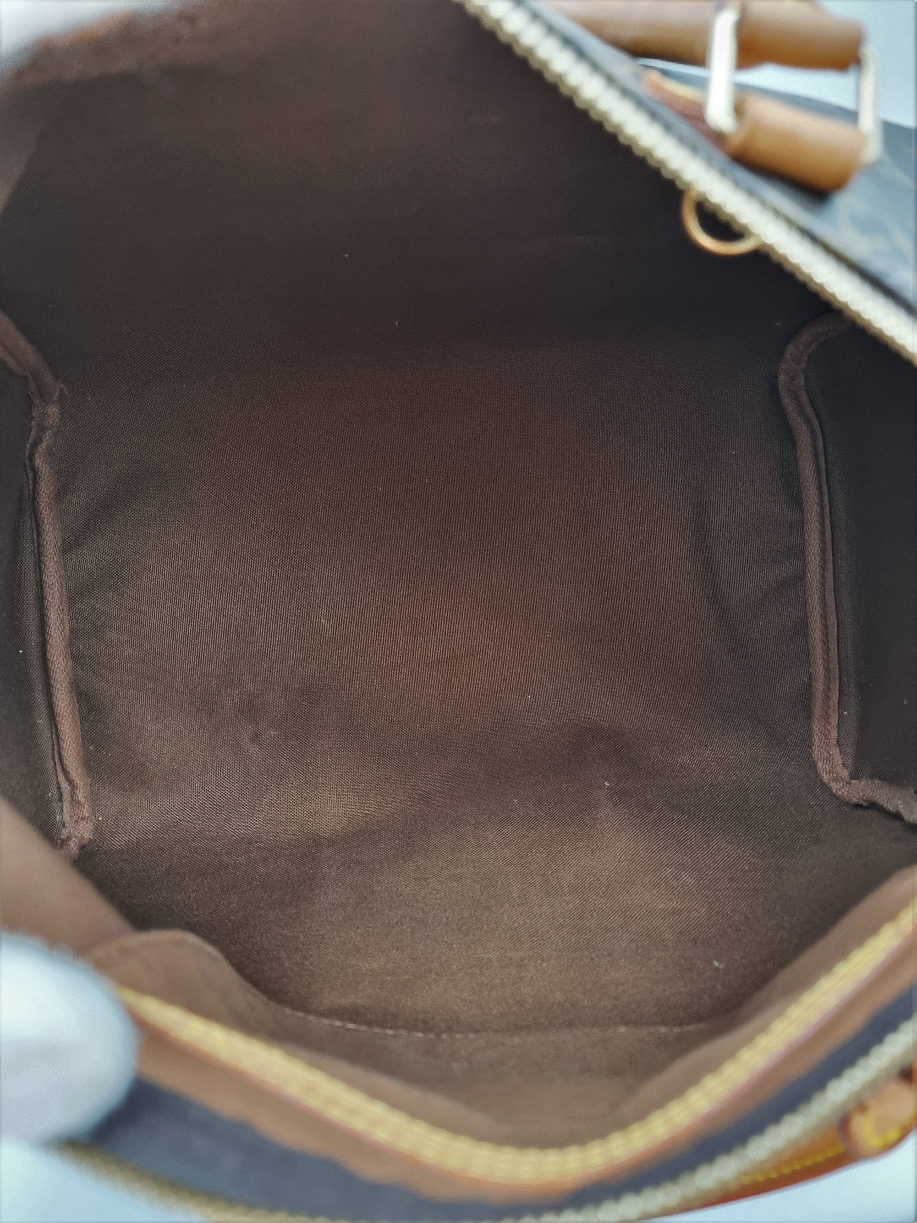 Louis Vuitton Speedy 30