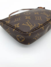 Louis Vuitton Pochette Accessoires