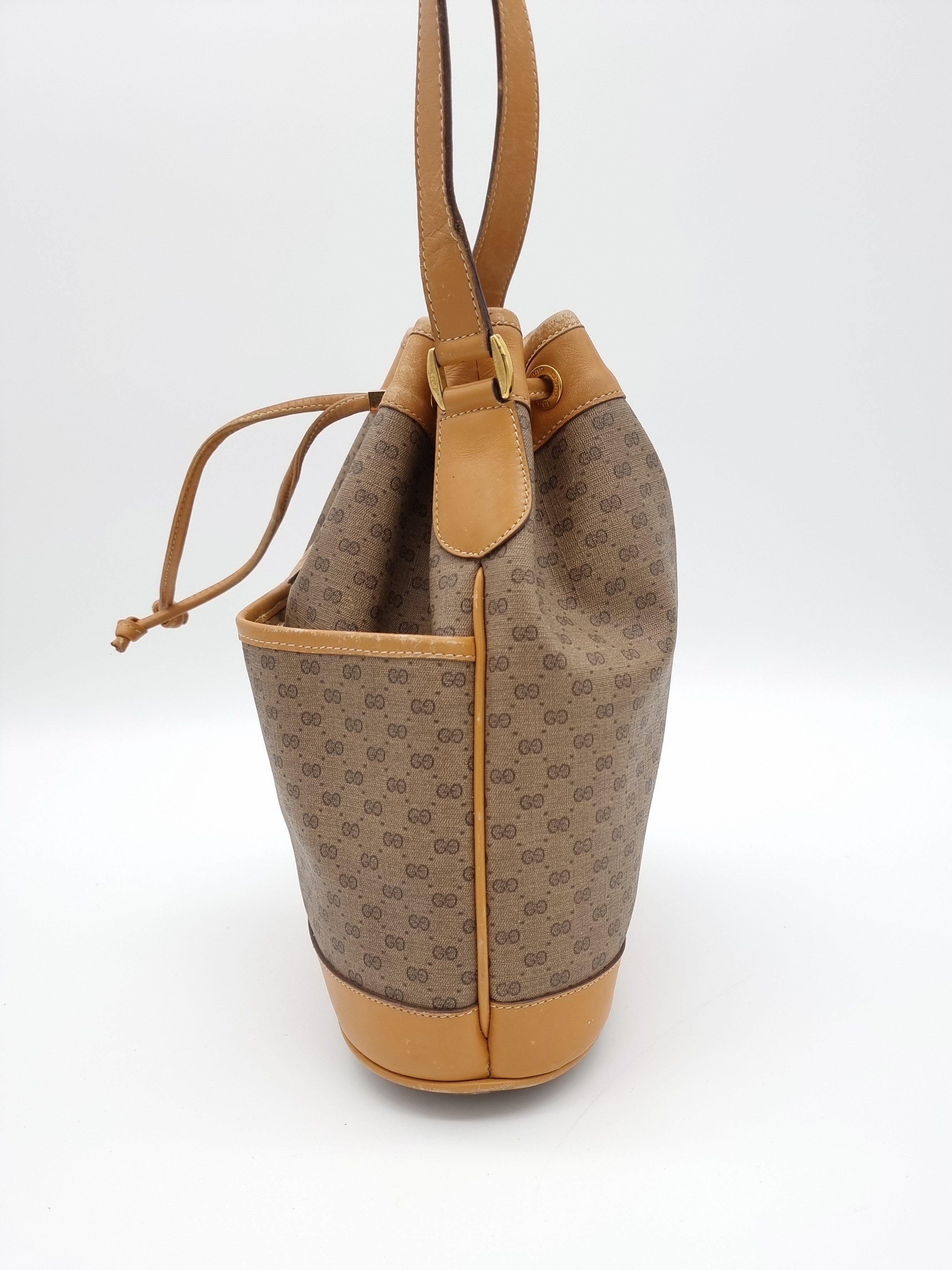 Gucci Bucket Laukku