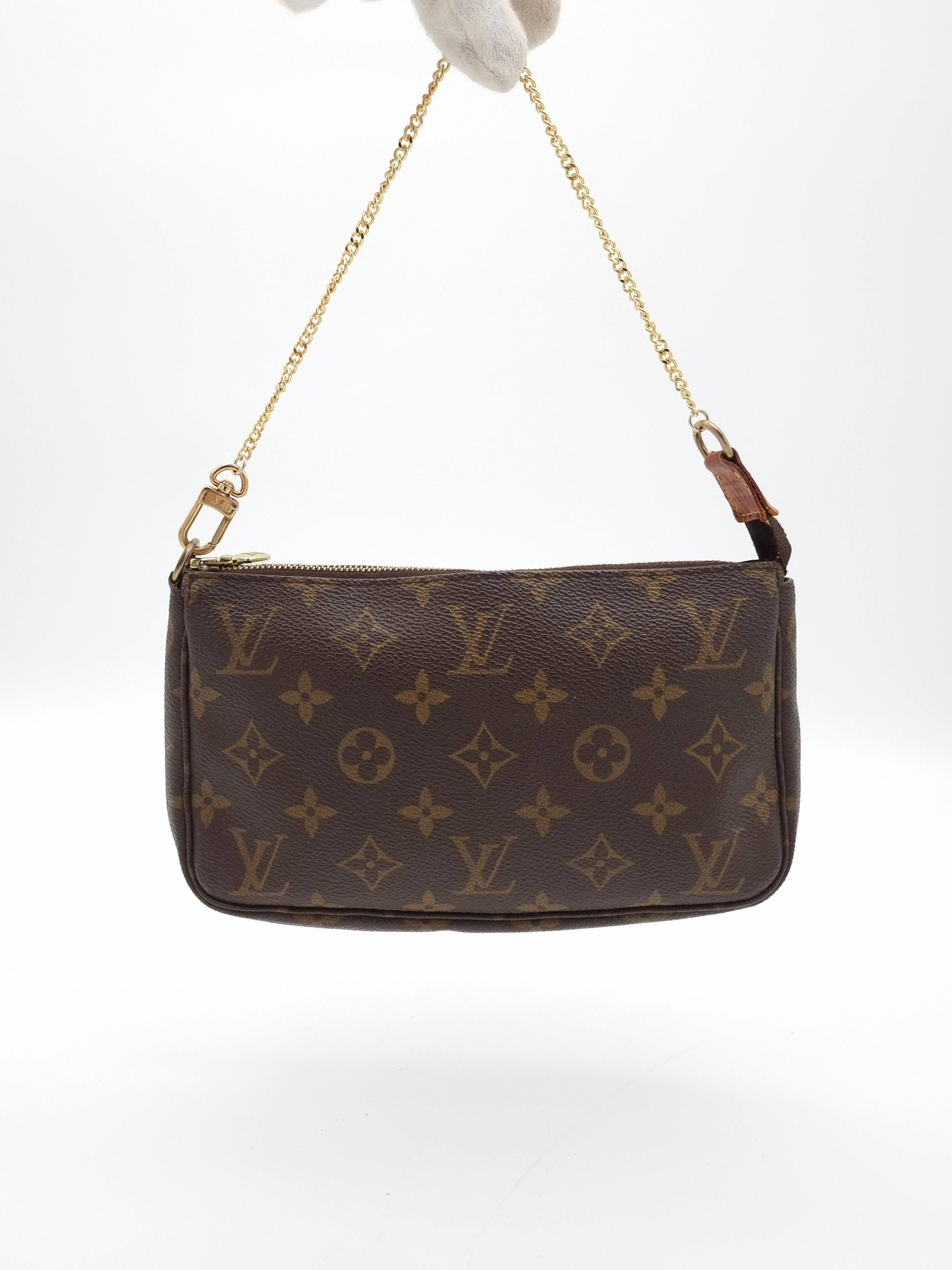 Louis Vuitton Pochette Accessoires