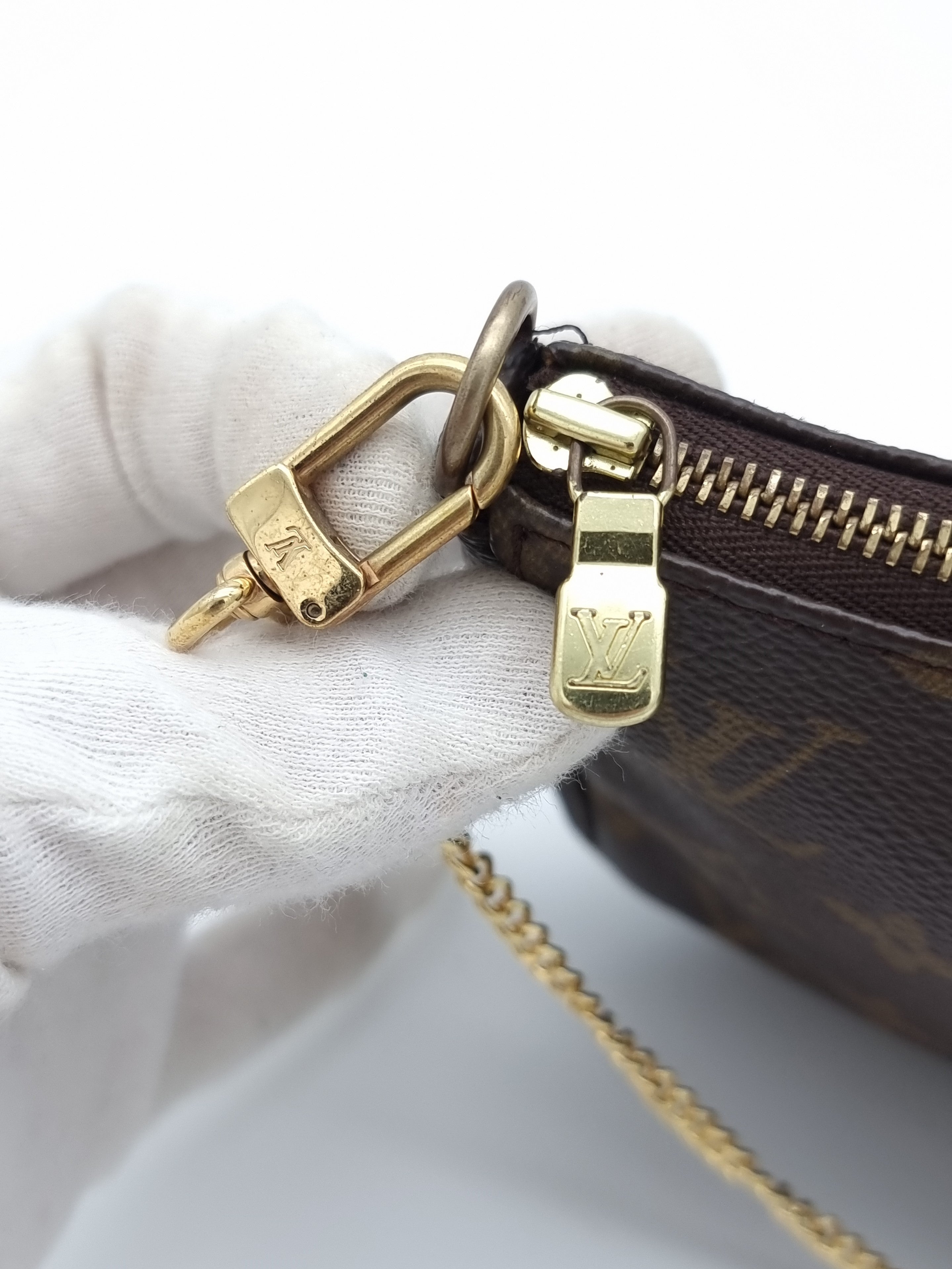 Louis Vuitton Pochette Accessoires