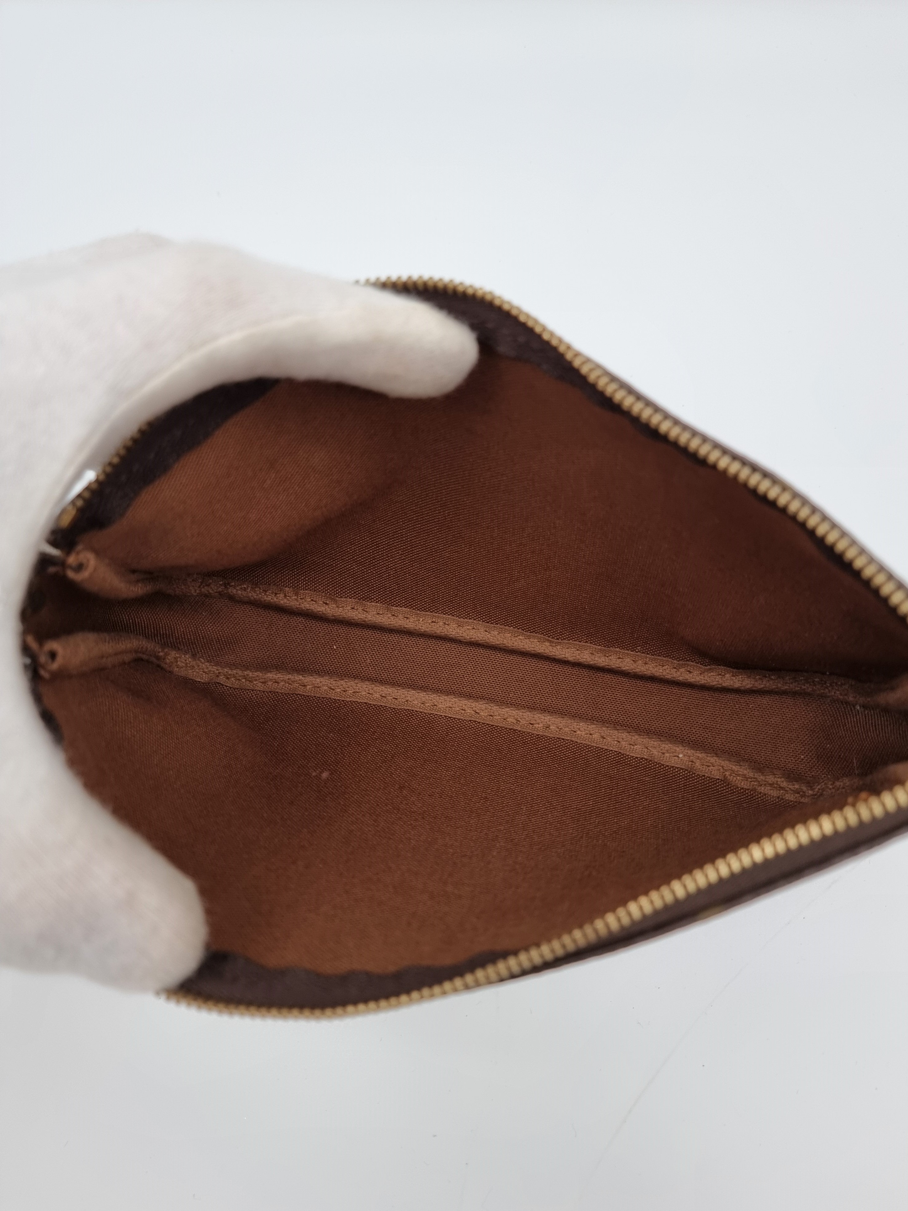 Louis Vuitton Pochette Accessoires