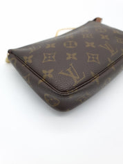 Louis Vuitton Pochette Accessoires