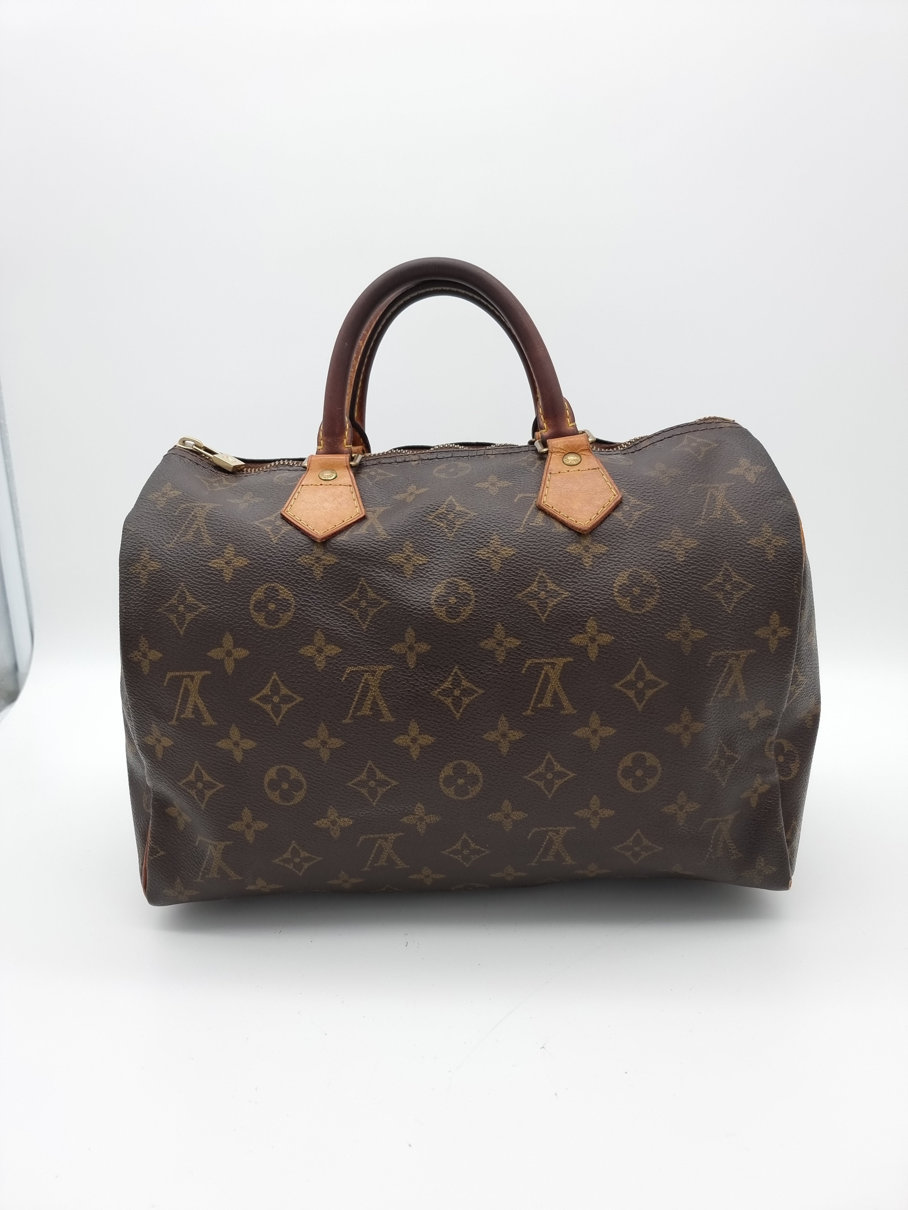 Louis Vuitton Speedy 30
