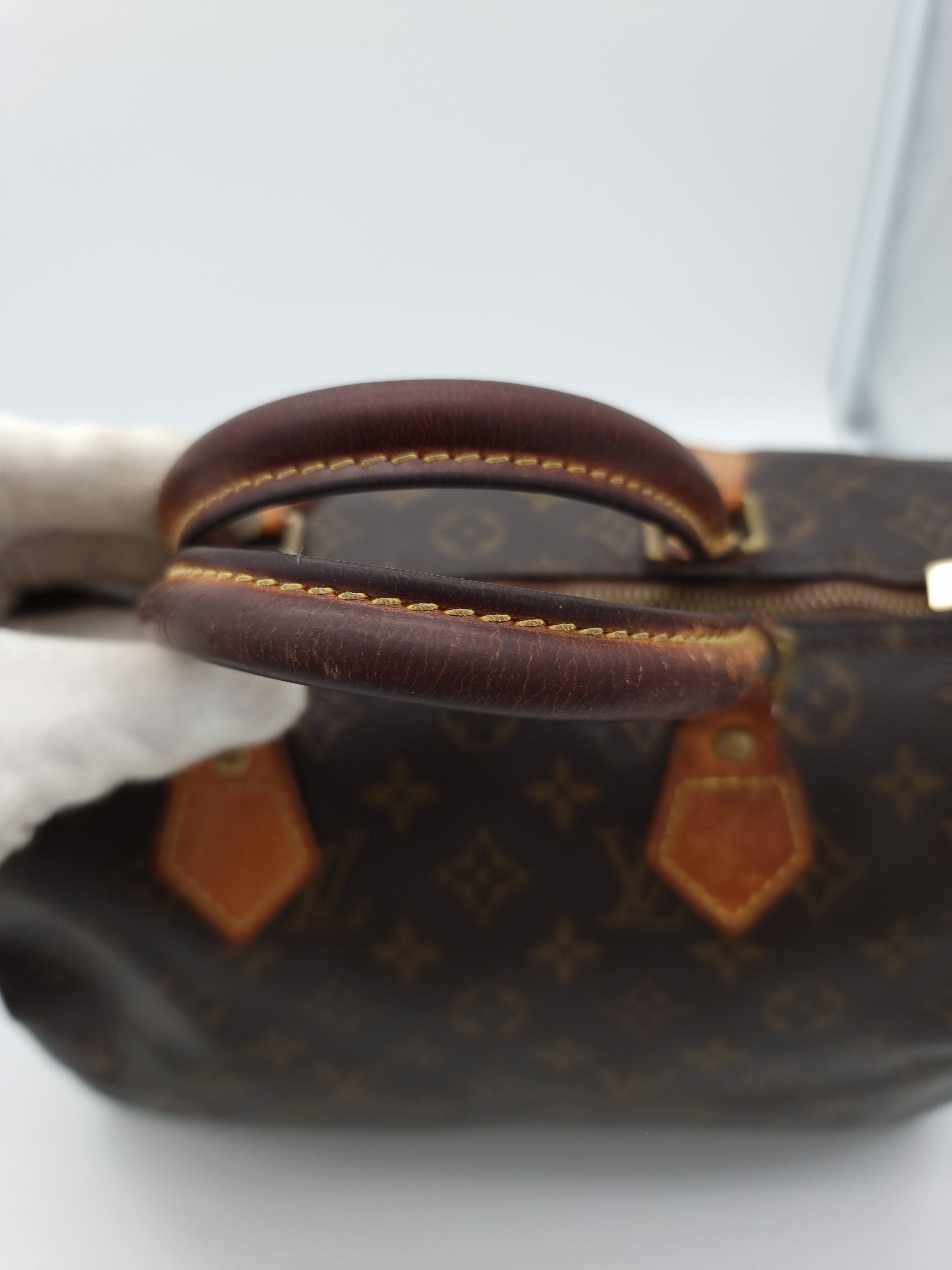 Louis Vuitton Speedy 30