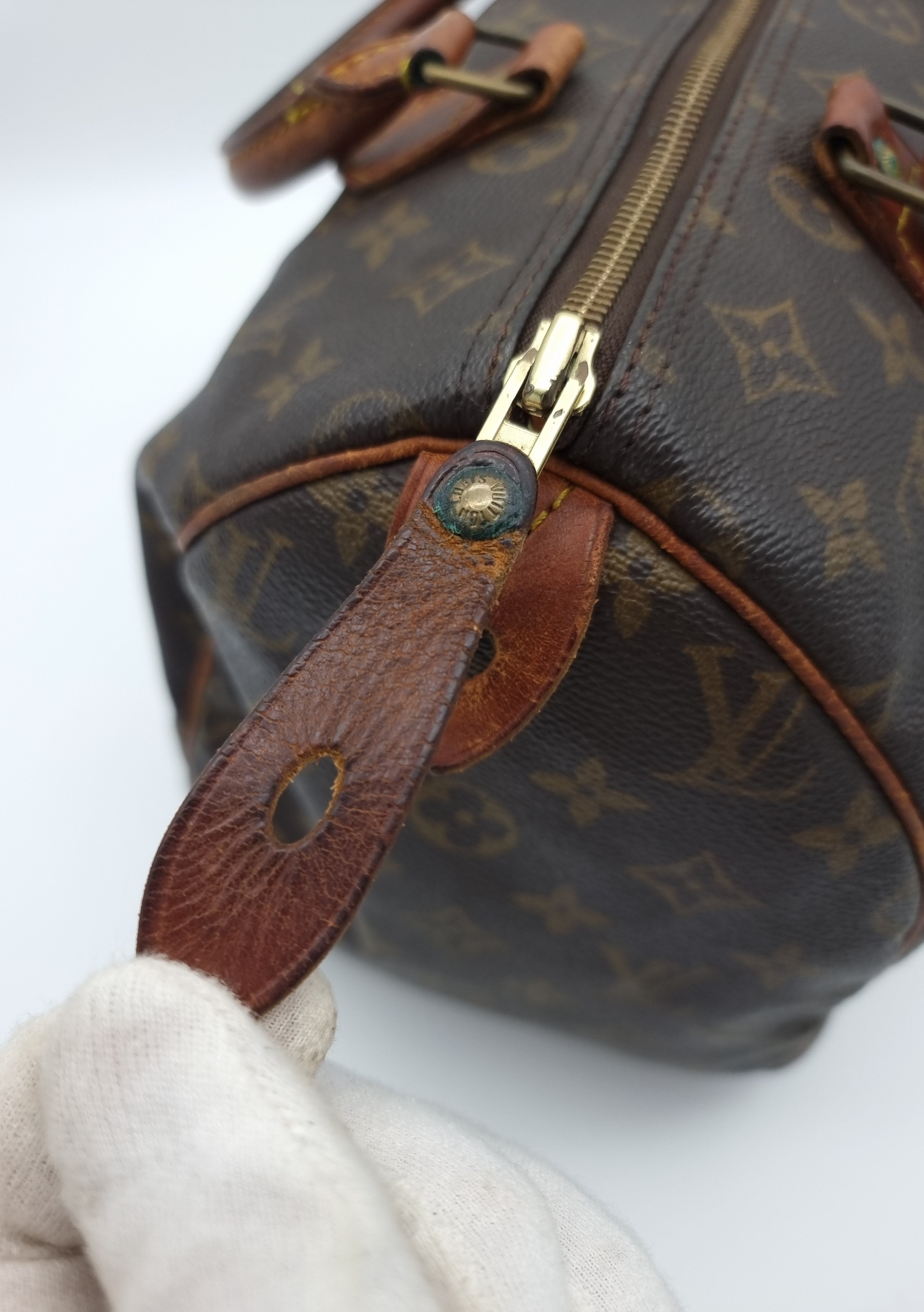 Louis Vuitton Speedy 30