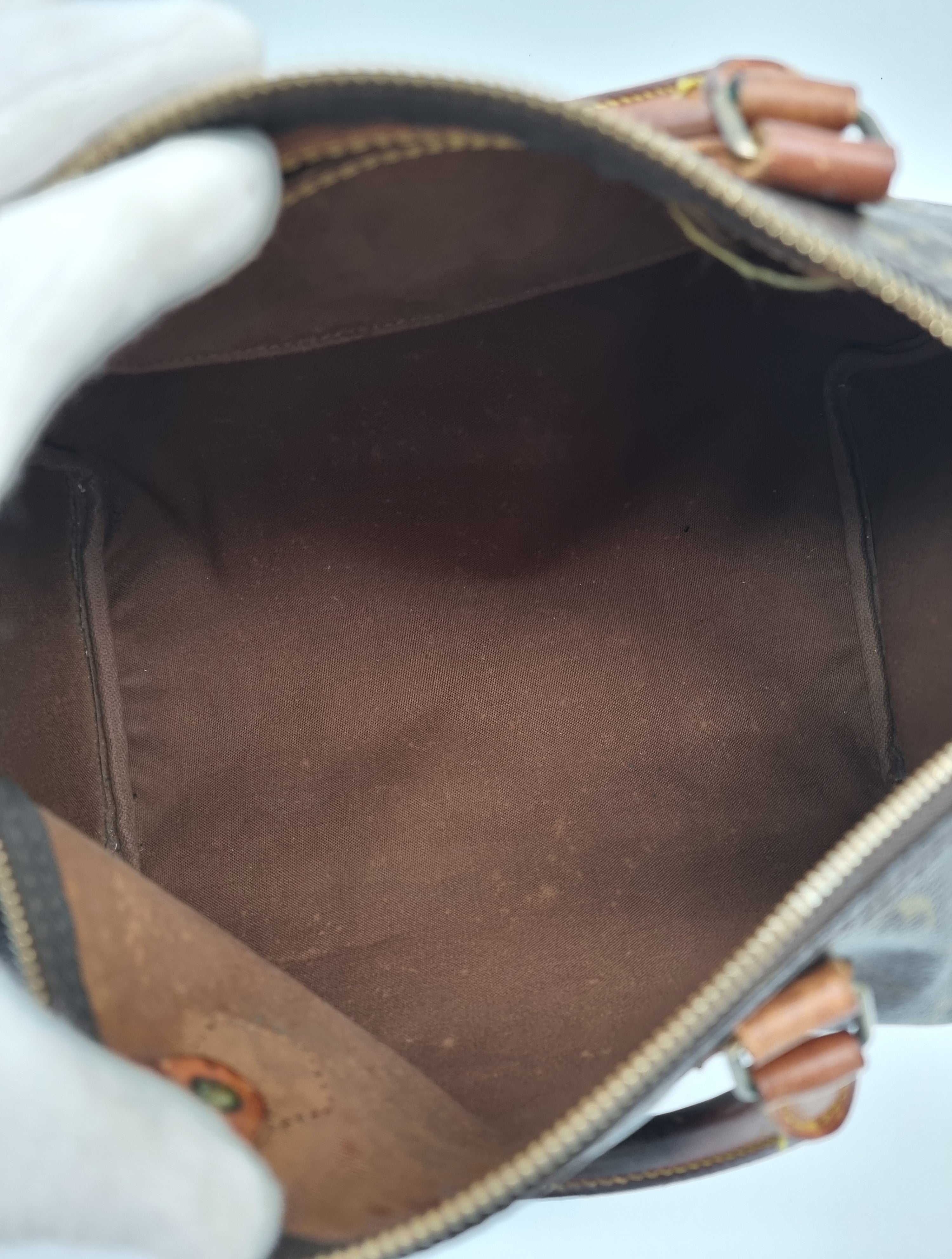 Louis Vuitton Speedy 30