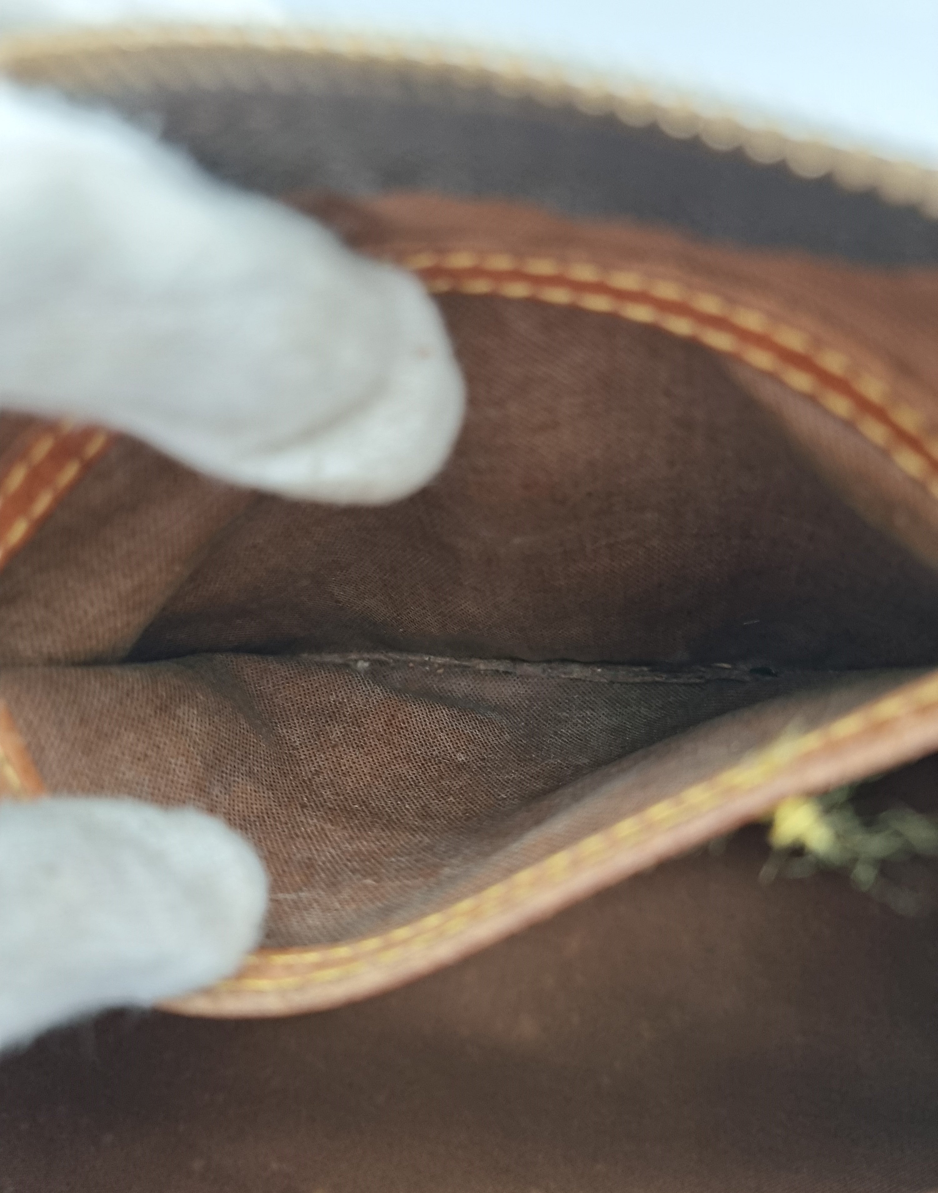 Louis Vuitton Speedy 30