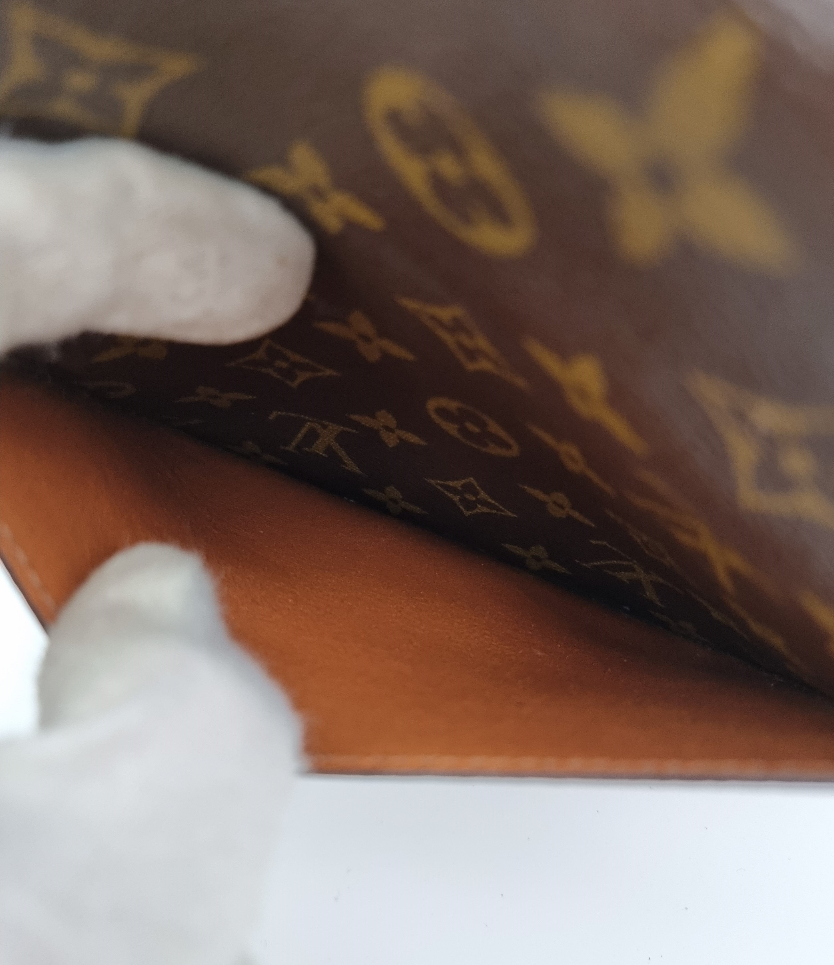 Louis Vuitton Saint Cloud MM