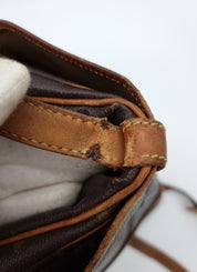 Louis Vuitton Saumur 28
