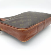 Louis Vuitton Clutch