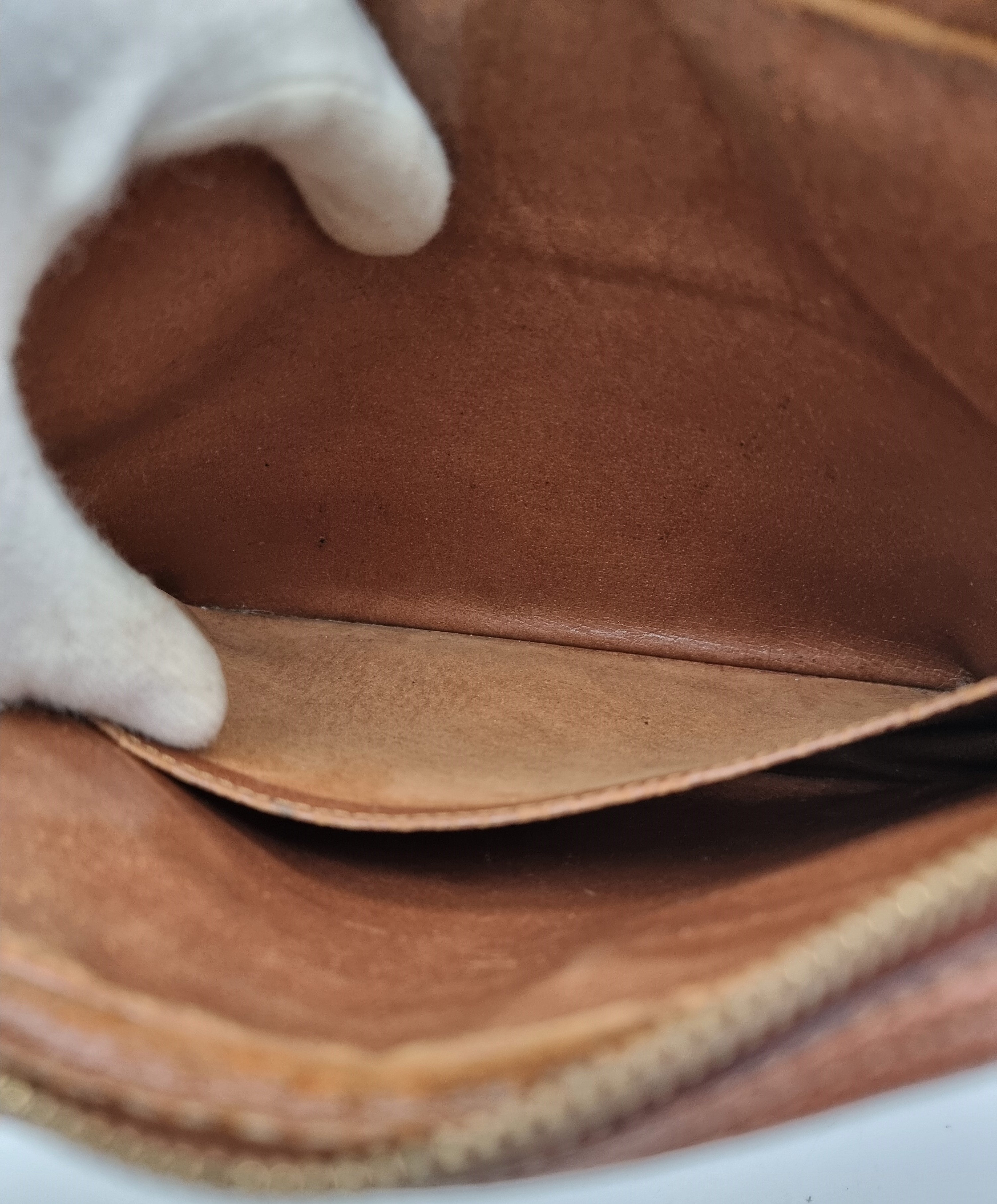 Louis Vuitton Clutch